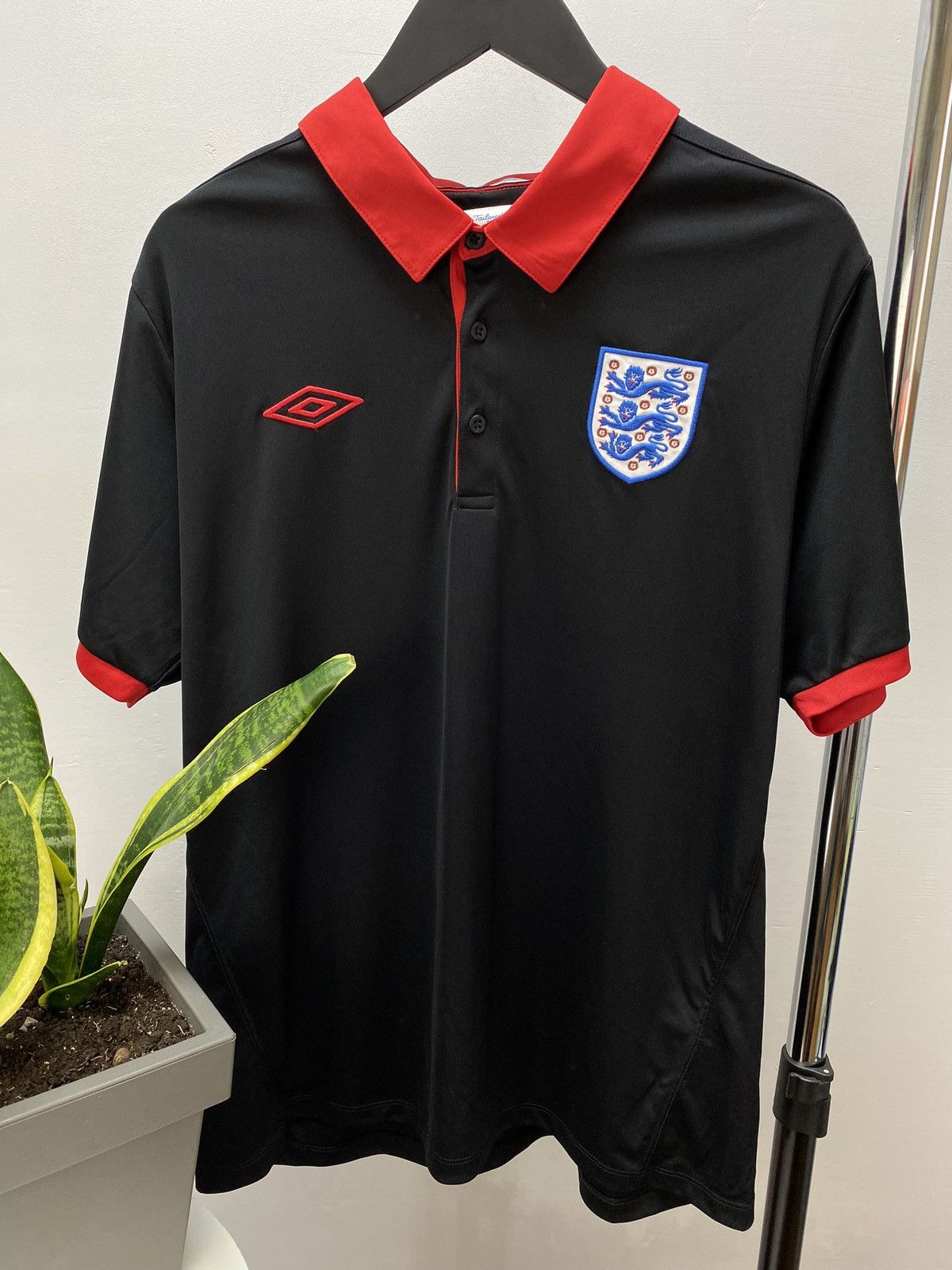 Umbro Umbro England Soccer Jersey Football Shirt Size US XL / EU 56 / 4 - 6 Thumbnail