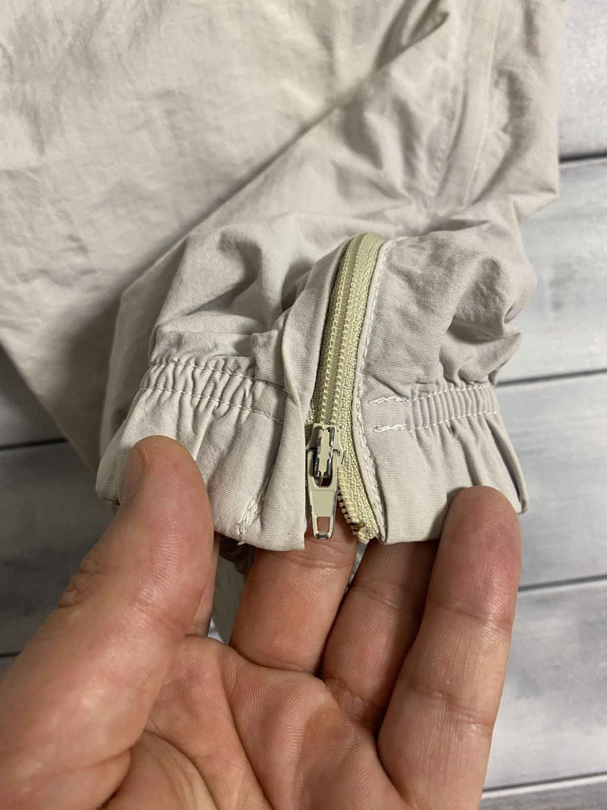 Nike Rare Vintage Pants Nike Y2K style small swoosh drill pants. Size US 30 / EU 46 - 3 Thumbnail