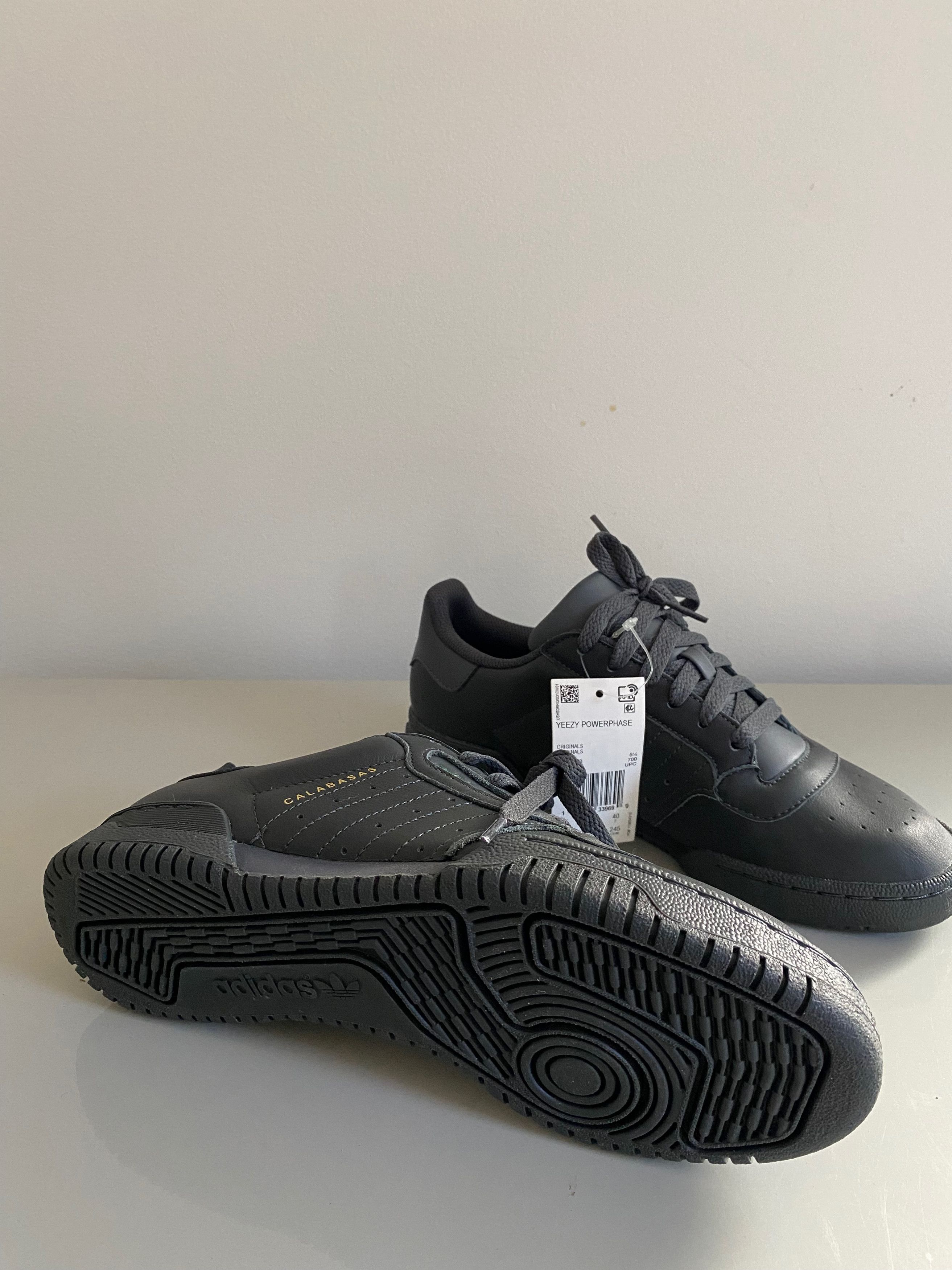 Adidas New Adidas Yeezy Powerphase Calabasas Core Black US 7 Size US 7 / EU 40 - 5 Thumbnail