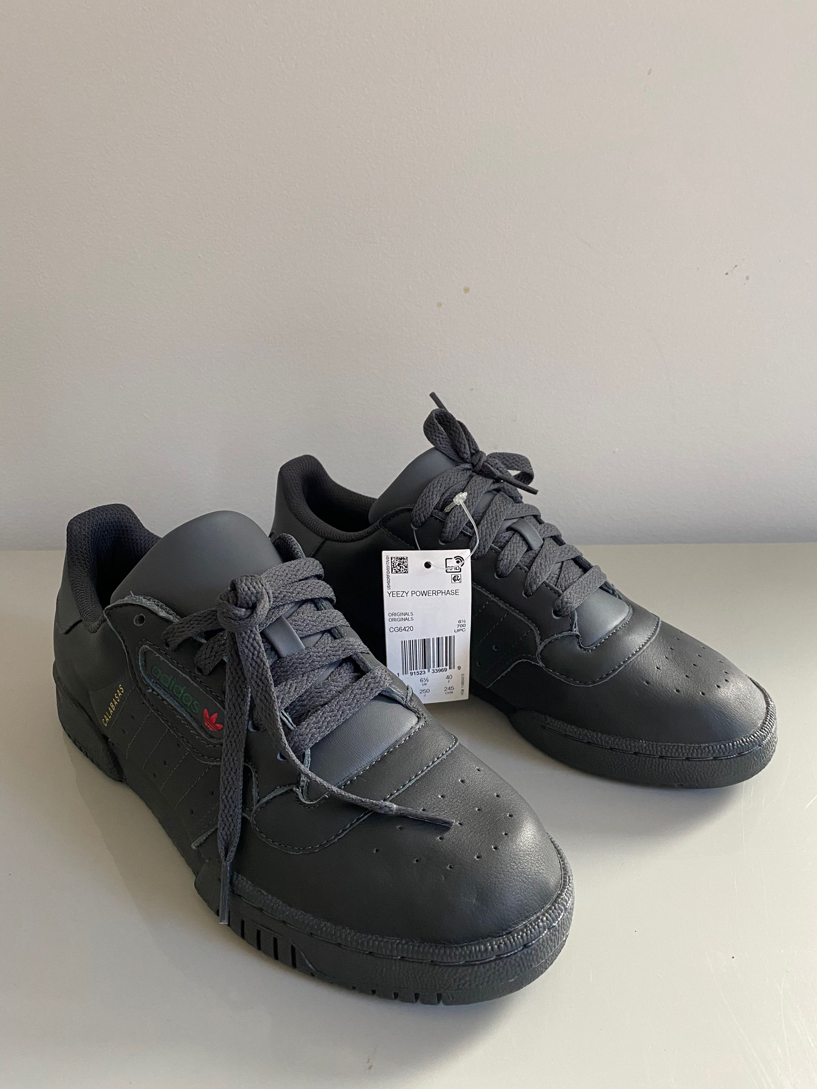 Adidas New Adidas Yeezy Powerphase Calabasas Core Black US 7 Size US 7 / EU 40 - 3 Thumbnail