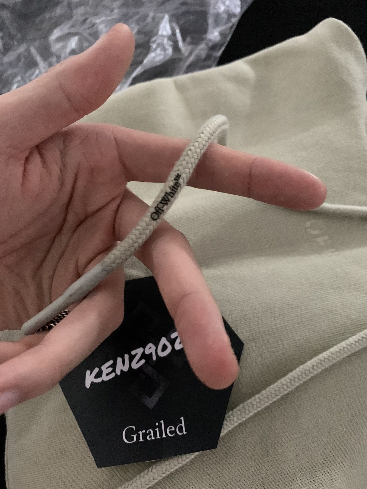 Off-White Off White Beige Rubber Arrow Hoodie Size US XS / EU 42 / 0 - 6 Thumbnail