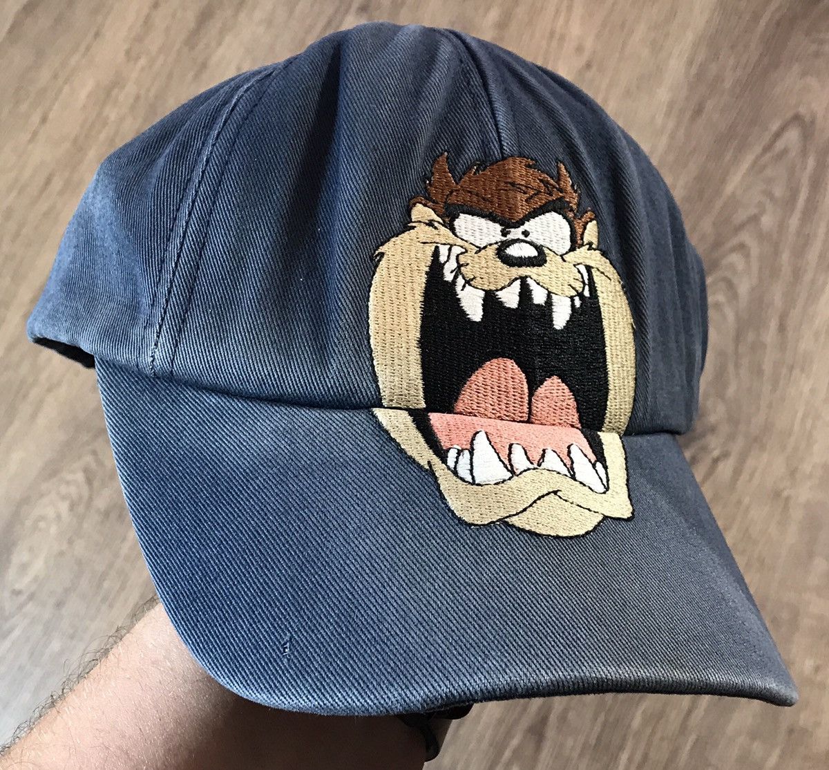 Vintage × Warner Bros WARNER BROS CAP VINTAGE 1998 TAZ TASMANIAN DEVIL Size ONE SIZE - 1 Thumbnail