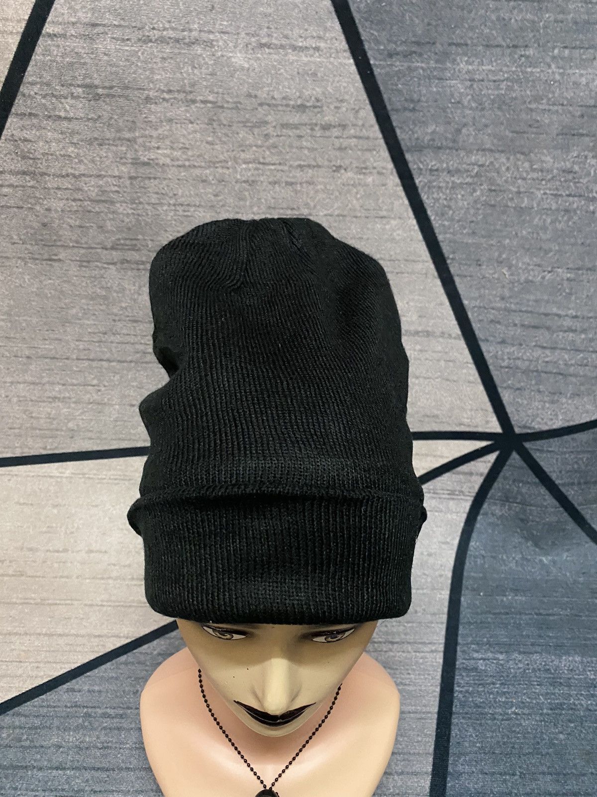 Japanese Brand Thinsulate Insulation 40gram Patches Black Beanie Hat Size ONE SIZE - 1 Thumbnail