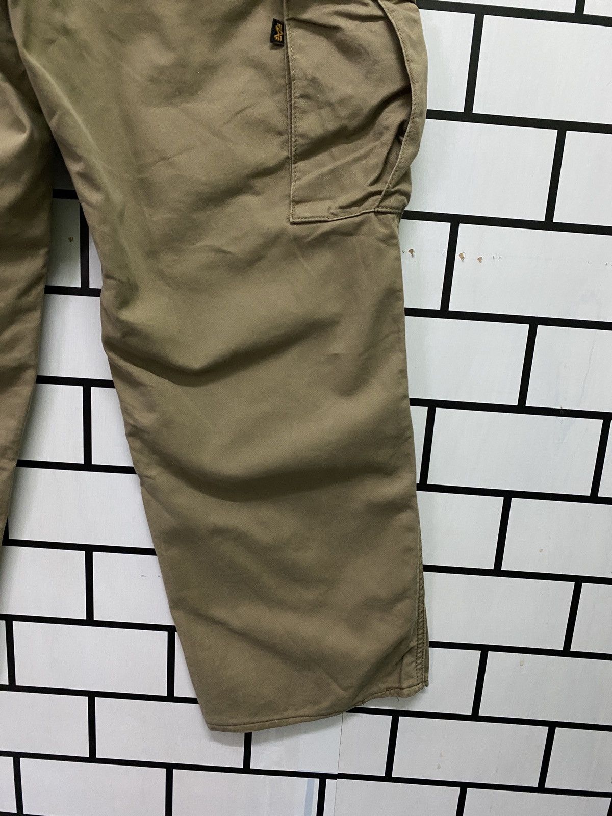Alpha Industries Alpha Industries 6 Pocket Distressed Adjustable Waist Pants Size US 31 - 14 Thumbnail