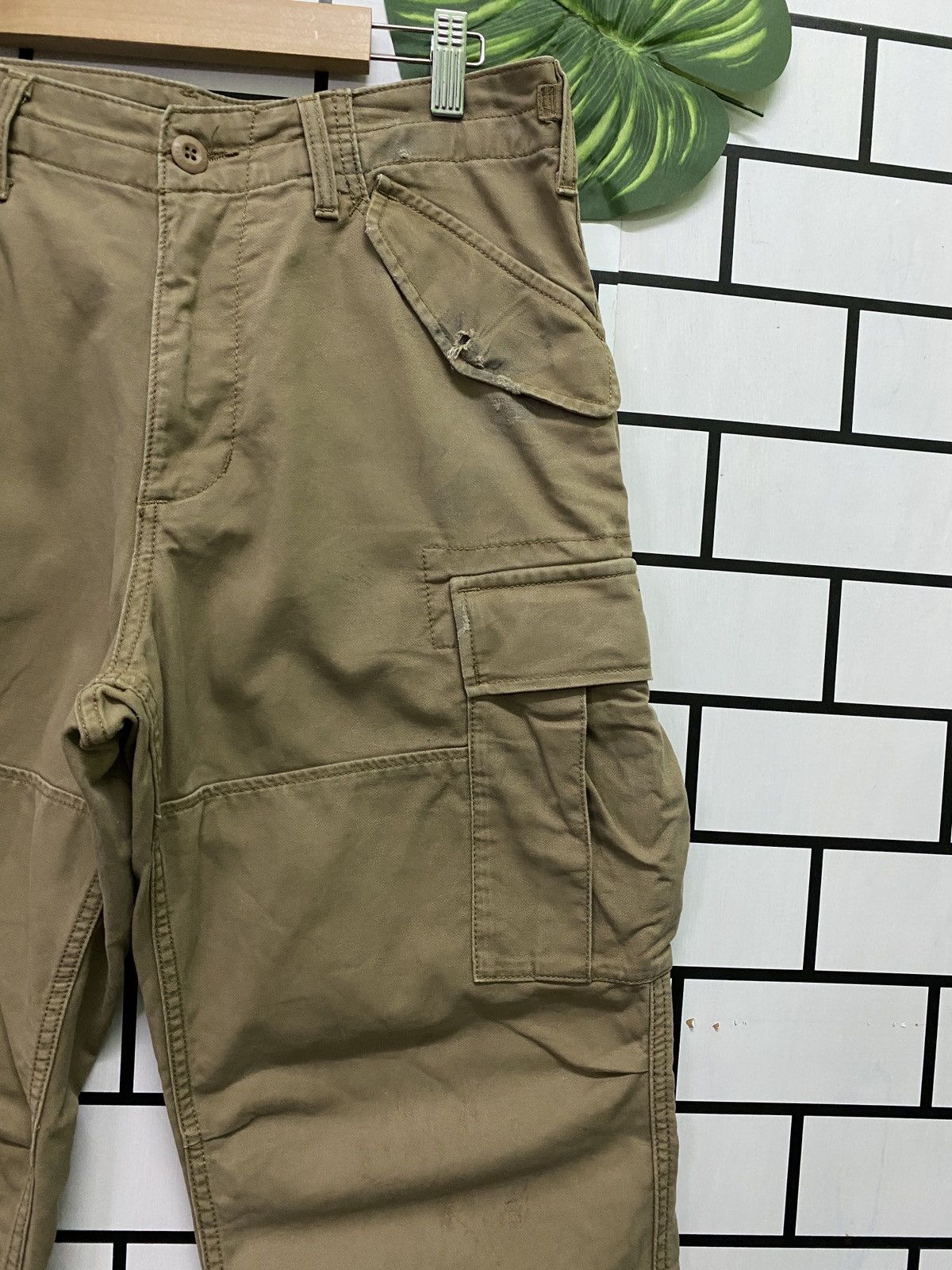 Alpha Industries Alpha Industries 6 Pocket Distressed Adjustable Waist Pants Size US 31 - 9 Thumbnail