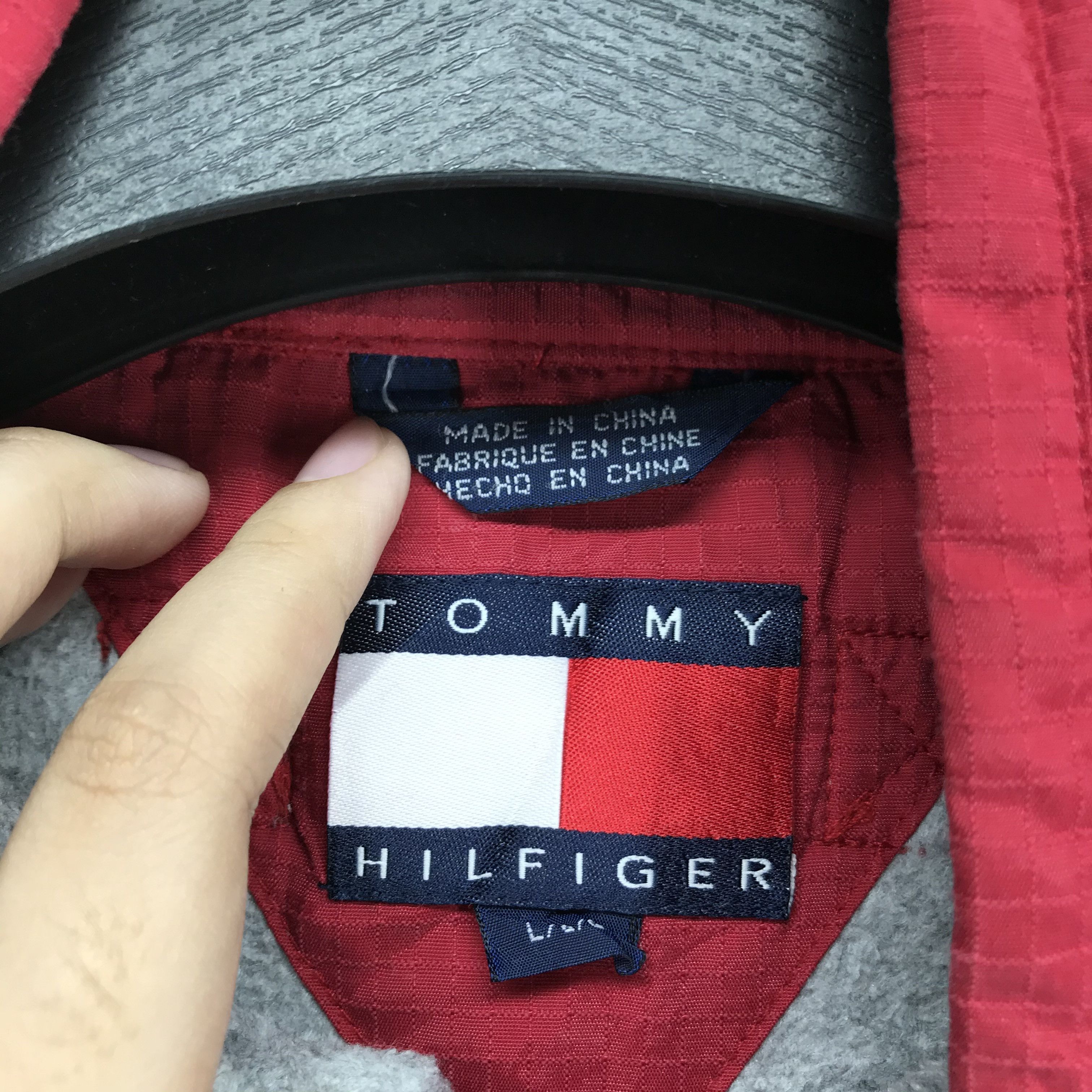 Tommy Hilfiger Tommy Hilfiger Embroidery Back Big Logo Fleece #2525-98 Size US L / EU 52-54 / 3 - 6 Thumbnail
