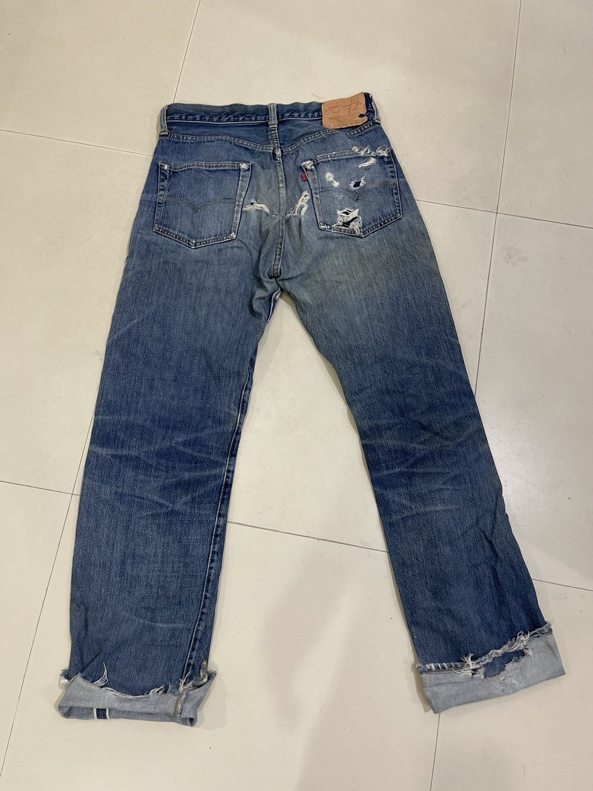 Levi's VINTAGE SELVEDGE LEVI’S 501 BIG E” Distressed USA Made Size US 31 - 5 Thumbnail