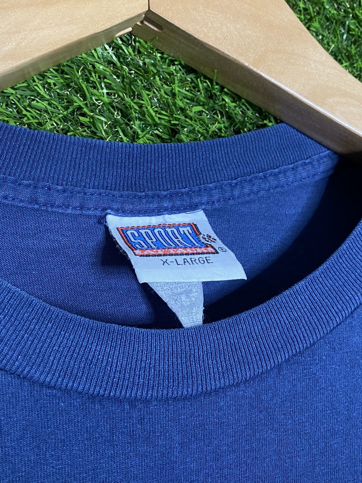 Vintage 🚨Vintage Denver Broncos Superbowl Champions NFL T-Shirt Size US XL / EU 56 / 4 - 2 Thumbnail