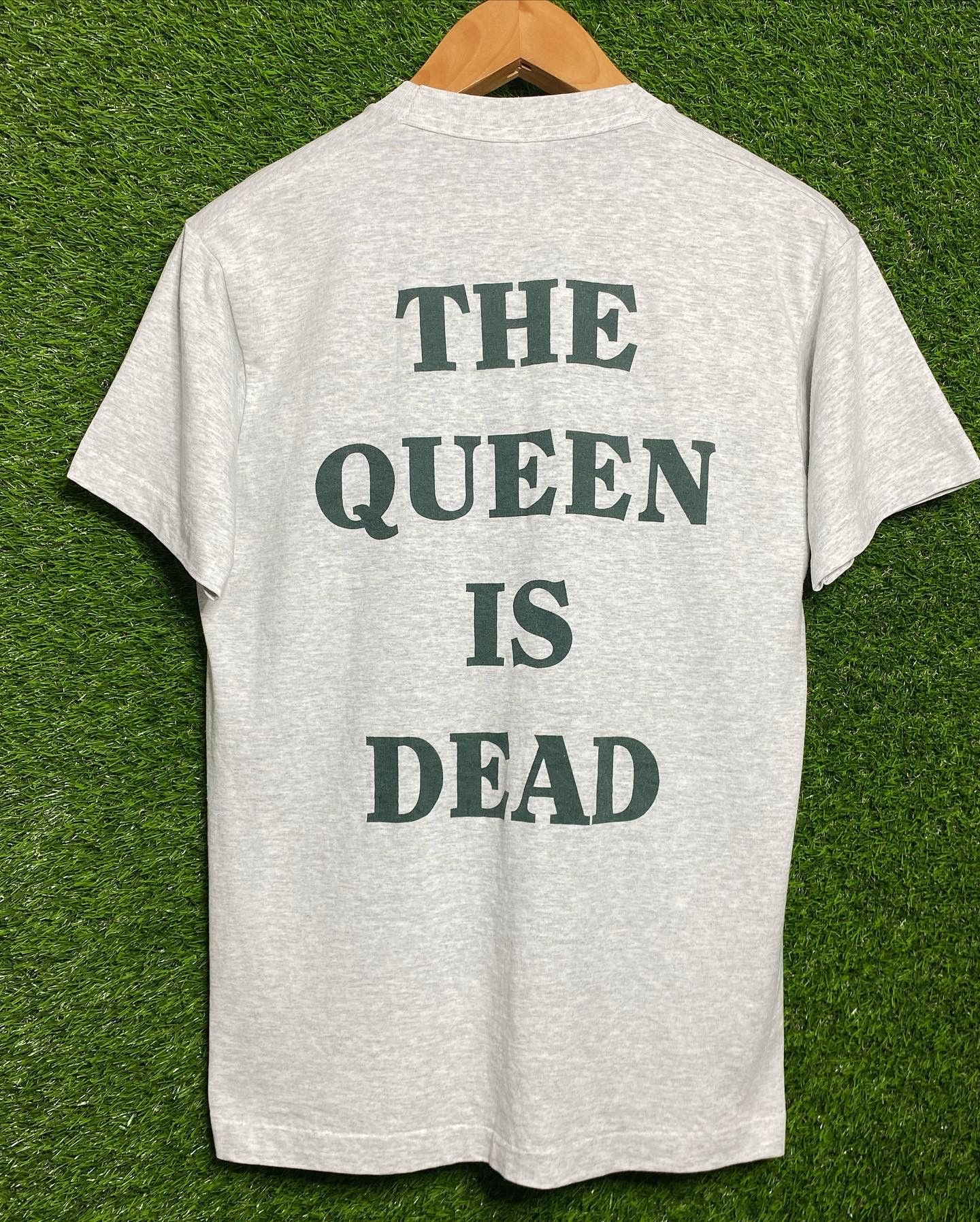 Band Tees × Vintage 🚨Vintage The Smiths The Queen Is Dead 90s Band Tee T-Shirt Size US M / EU 48-50 / 2 - 2 Thumbnail