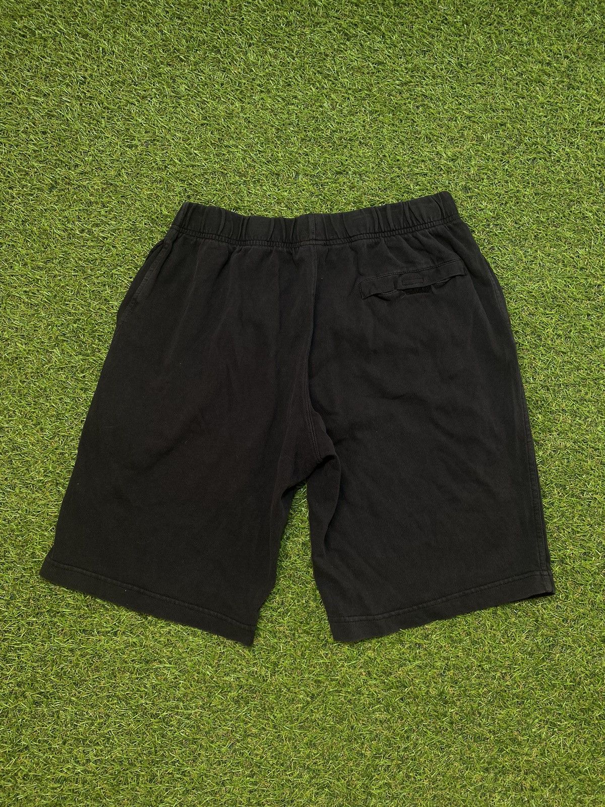 Nike Vintage Nike shorts Sun faded streetwear swoosh Y2k size M Size US 32 / EU 48 - 4 Thumbnail