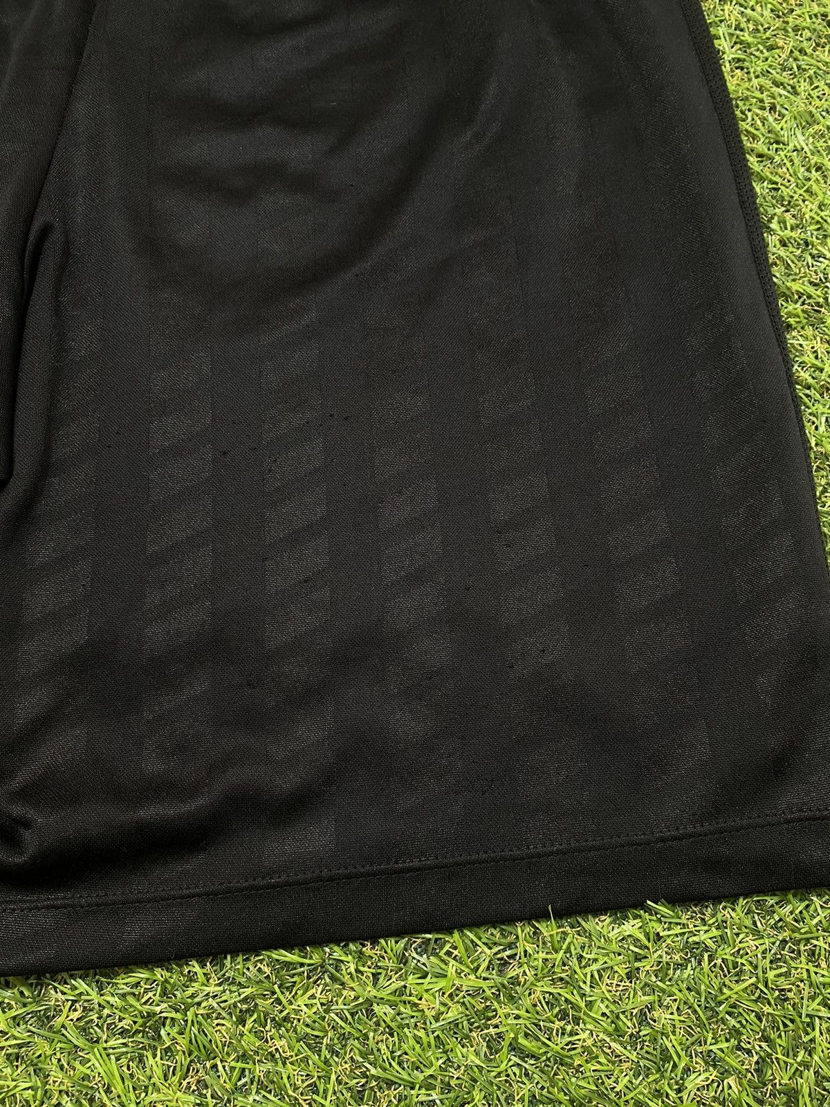 Nike Vintage Nike shorts streetwear swoosh casual y2k size M Size US 32 / EU 48 - 4 Thumbnail
