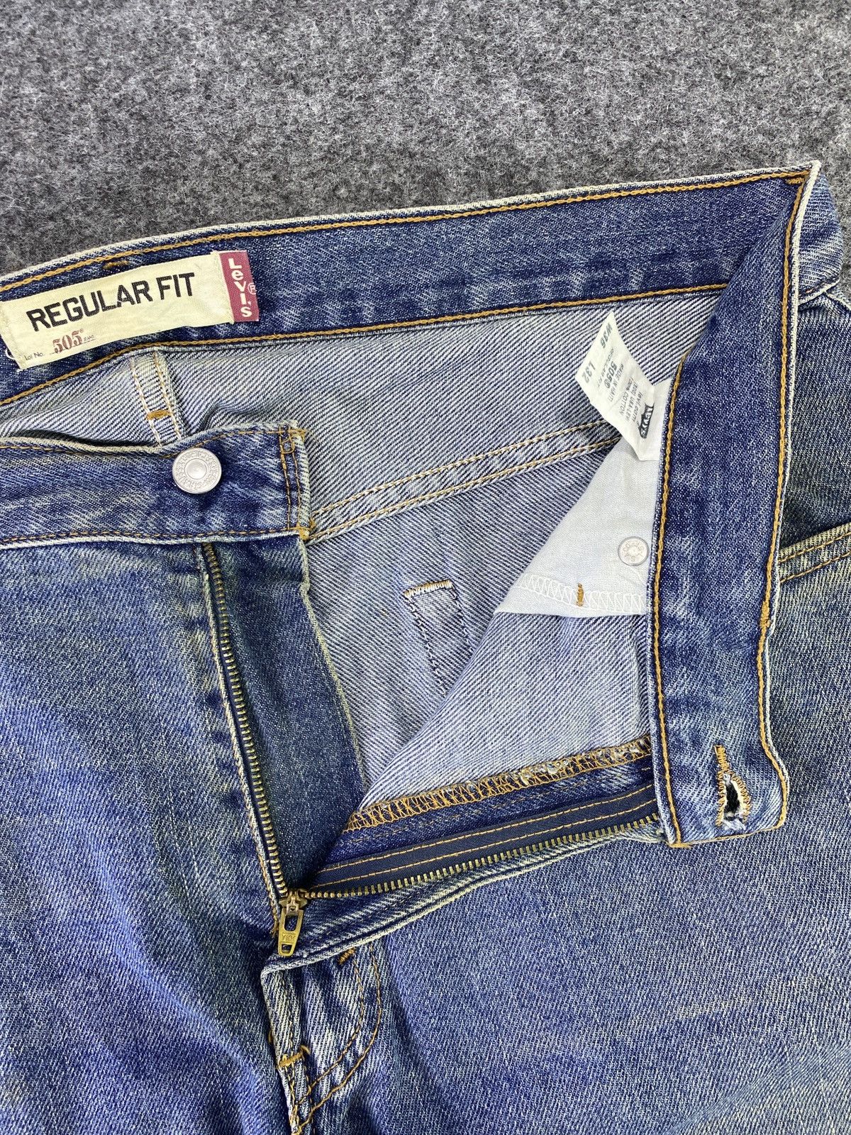 Levi's Vintage Levis 505 Blue Jeans - J777 Size US 38 / EU 54 - 3 Thumbnail