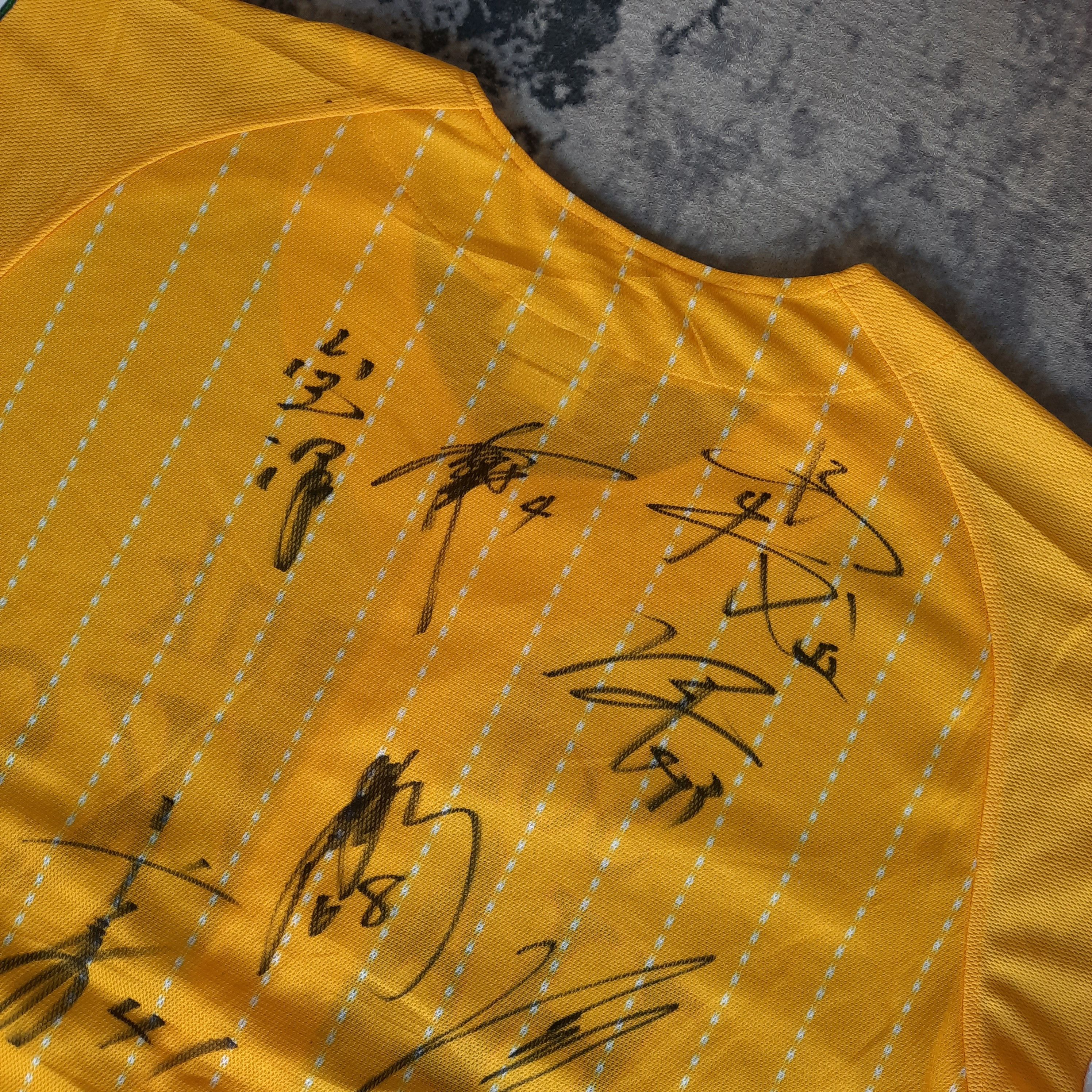 Japanese Brand 🔥NPB fukuoka softbank hawks 'signature' baseball jersey Size US M / EU 48-50 / 2 - 4 Thumbnail