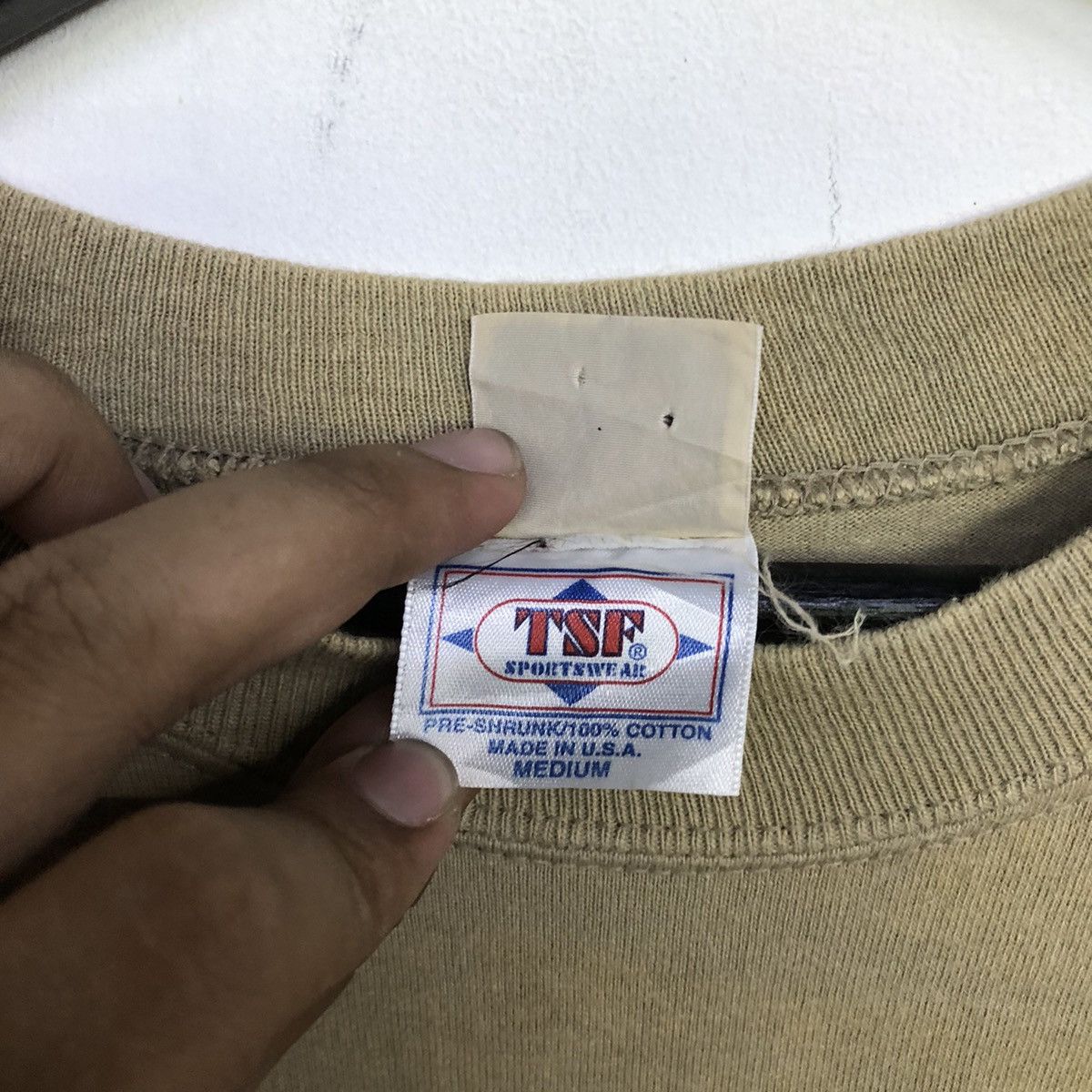 Vintage × Woolrich Woolen Mills Vintage Woolrich Pocket Backprint Tshirt Size US M / EU 48-50 / 2 - 10 Thumbnail