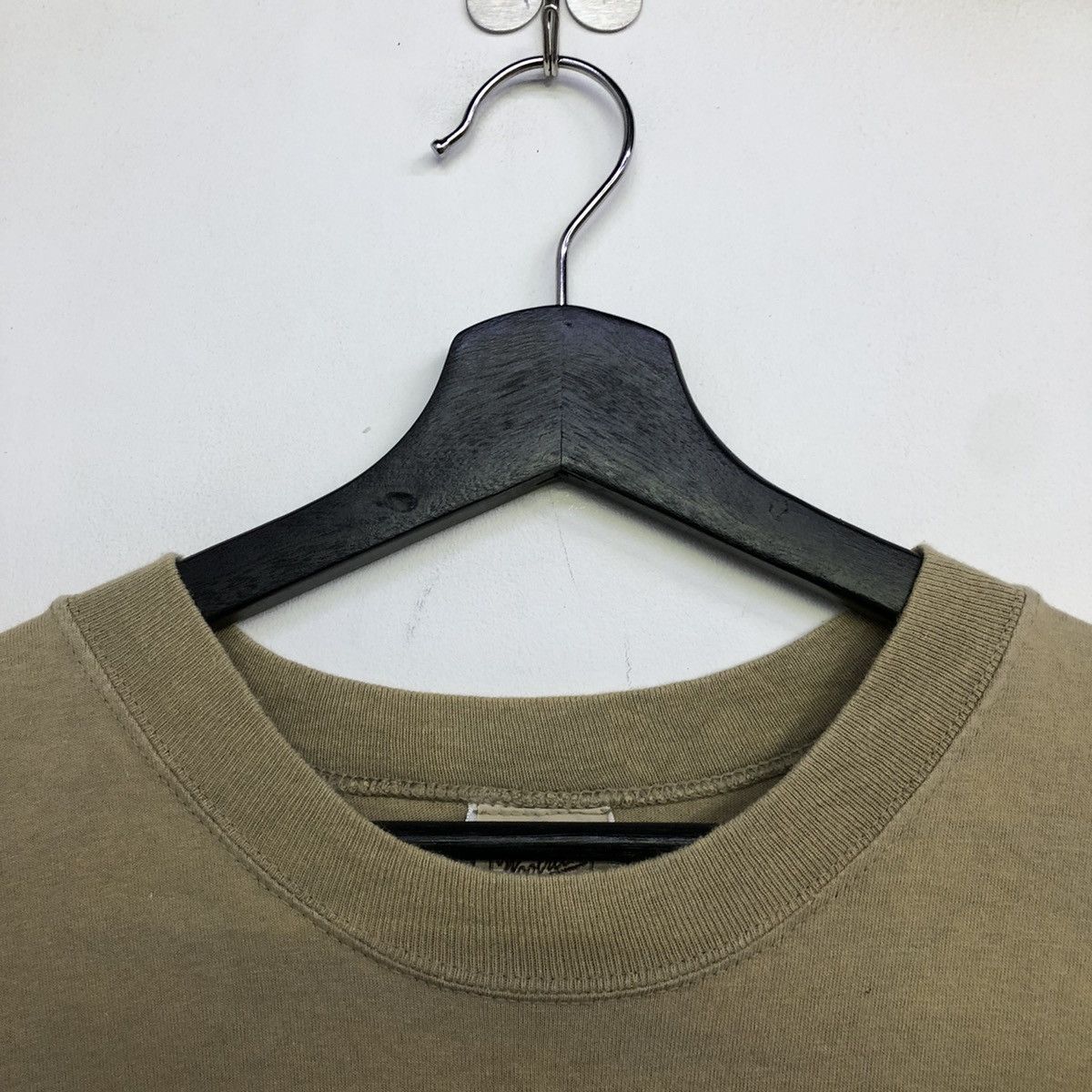 Vintage × Woolrich Woolen Mills Vintage Woolrich Pocket Backprint Tshirt Size US M / EU 48-50 / 2 - 5 Thumbnail