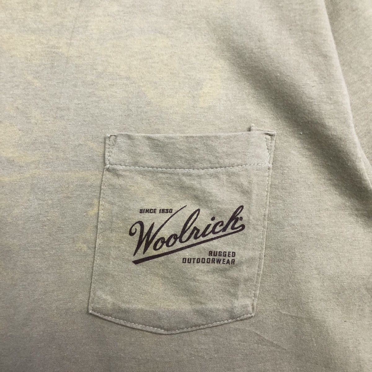 Vintage × Woolrich Woolen Mills Vintage Woolrich Pocket Backprint Tshirt Size US M / EU 48-50 / 2 - 7 Thumbnail