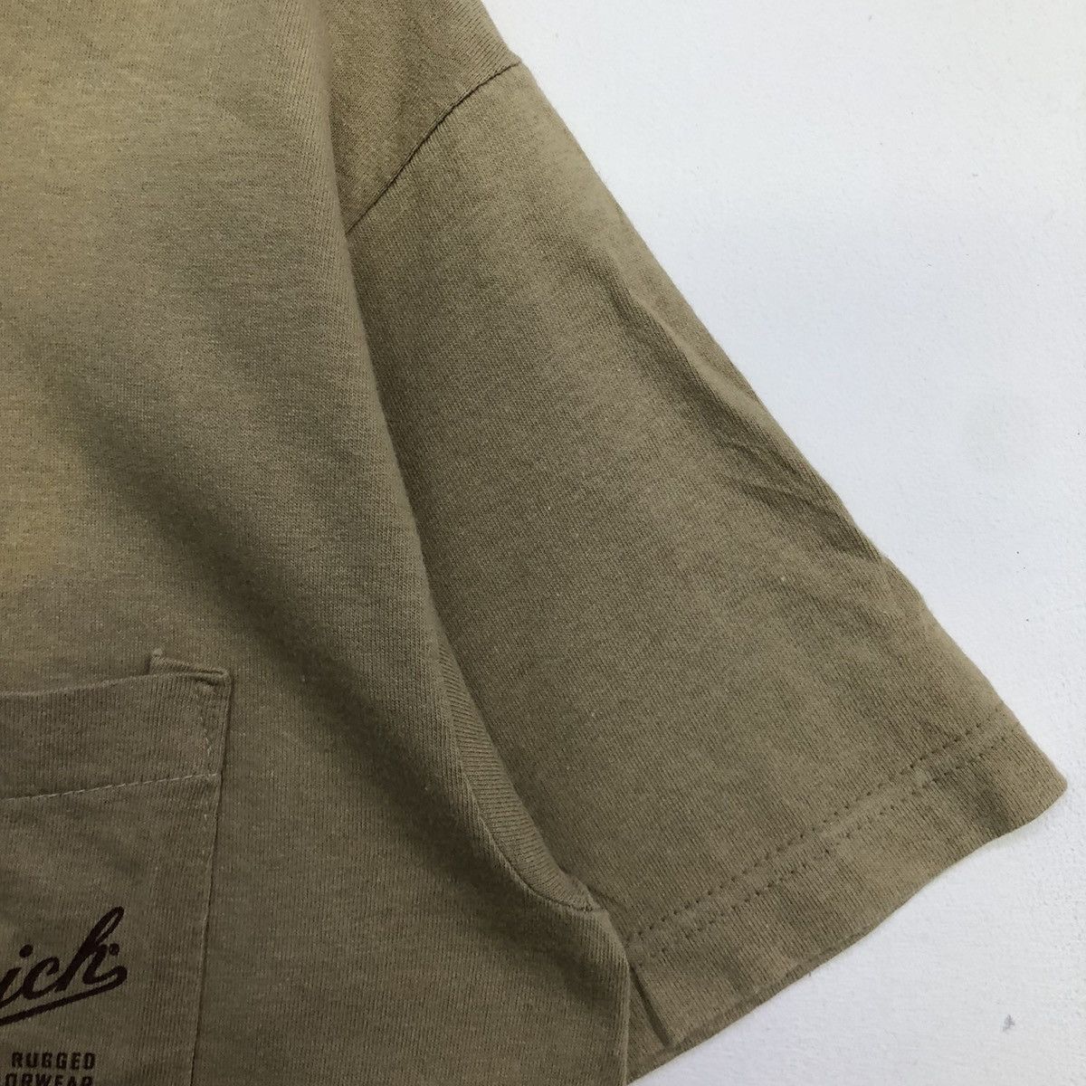 Vintage × Woolrich Woolen Mills Vintage Woolrich Pocket Backprint Tshirt Size US M / EU 48-50 / 2 - 6 Thumbnail