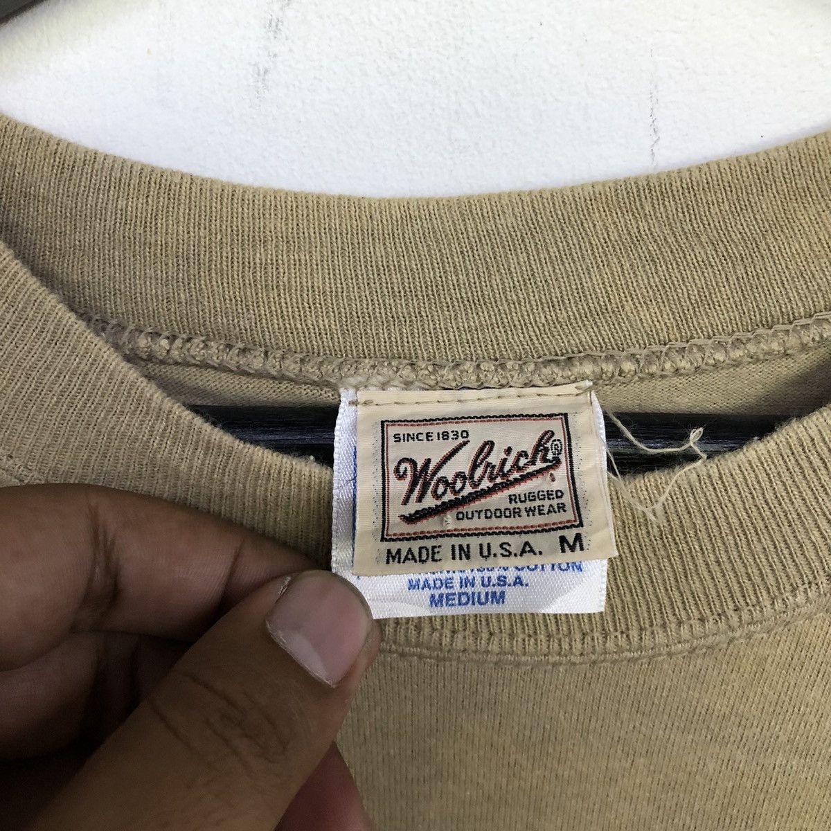 Vintage × Woolrich Woolen Mills Vintage Woolrich Pocket Backprint Tshirt Size US M / EU 48-50 / 2 - 9 Thumbnail