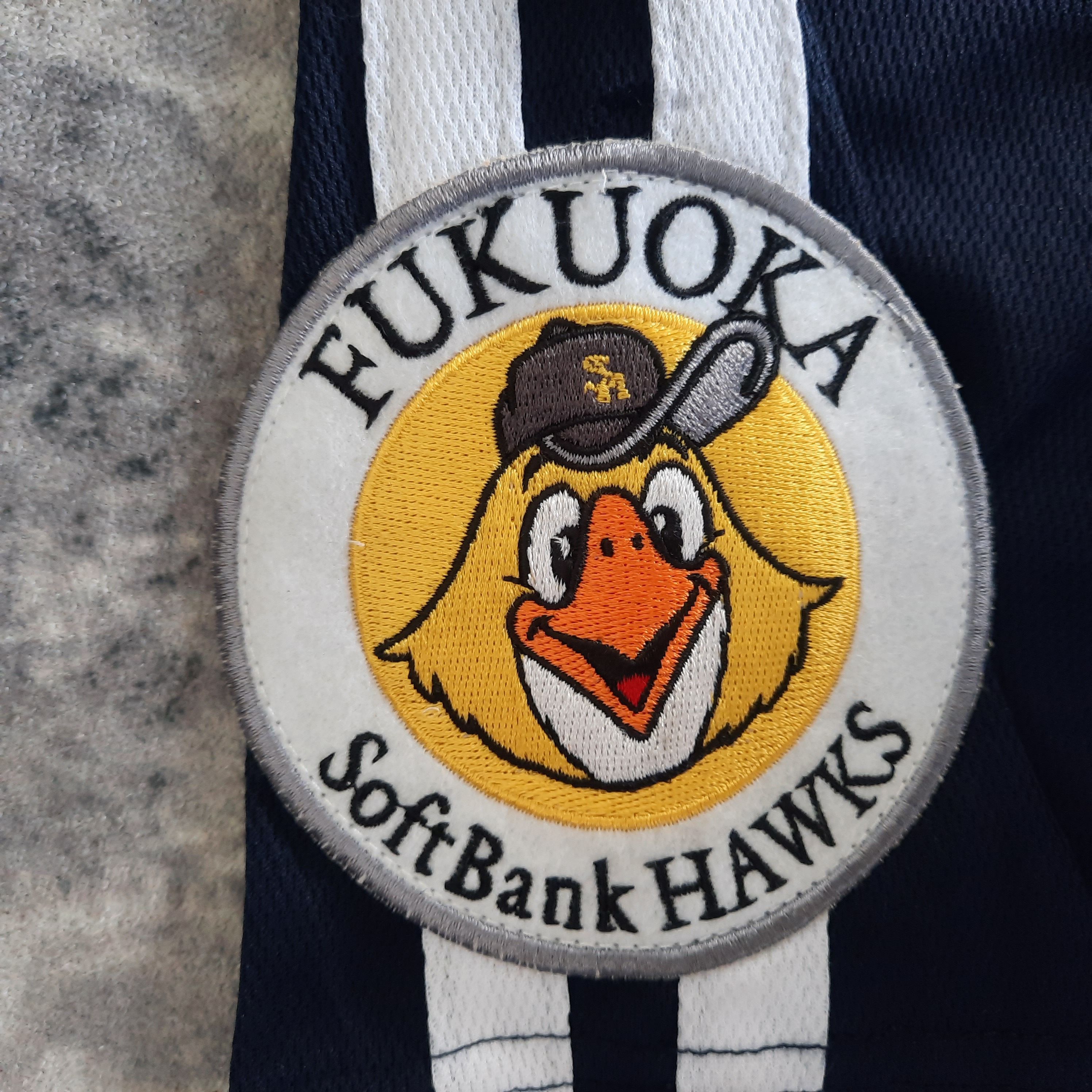 Japanese Brand 🔥NPB fukuoka softbank hawks baseball jersey Size US M / EU 48-50 / 2 - 3 Thumbnail