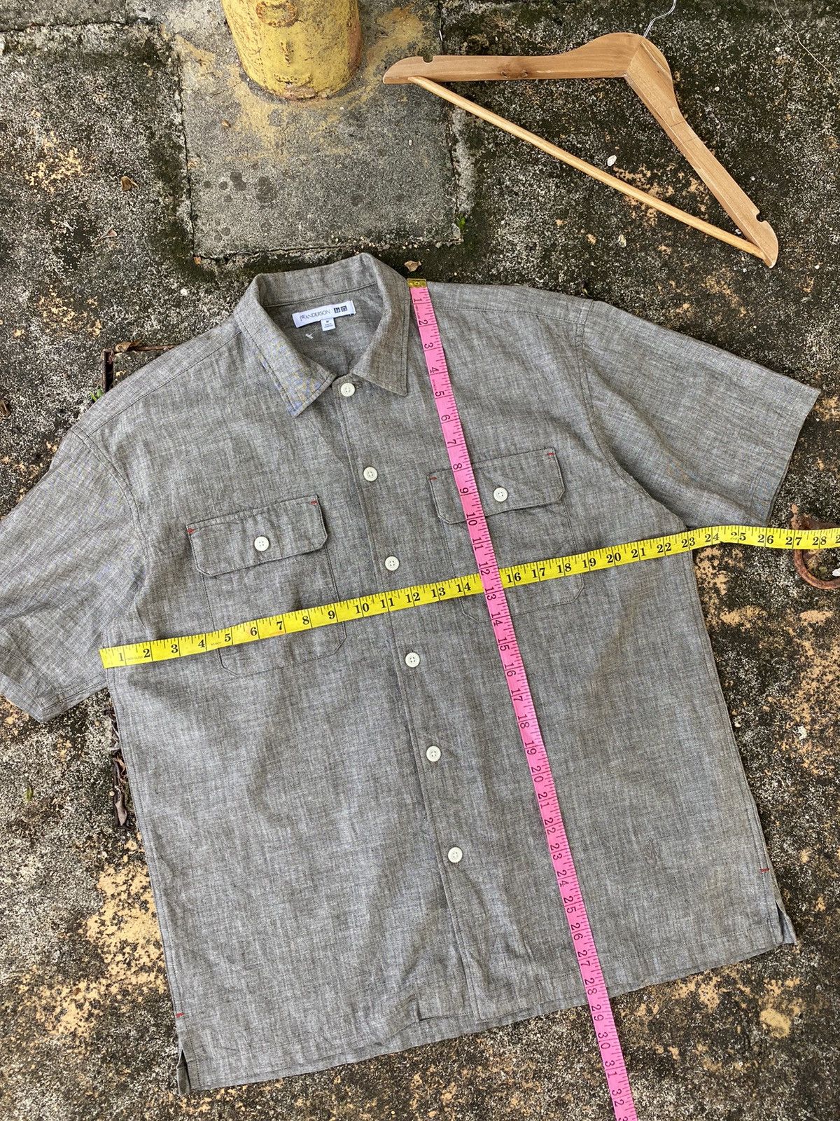 JW Anderson × Japanese Brand × Uniqlo ❌RARE❌ J W Andersson × Uniqlo Shirt Short Sleeve Chambray Size US M / EU 48-50 / 2 - 9 Thumbnail
