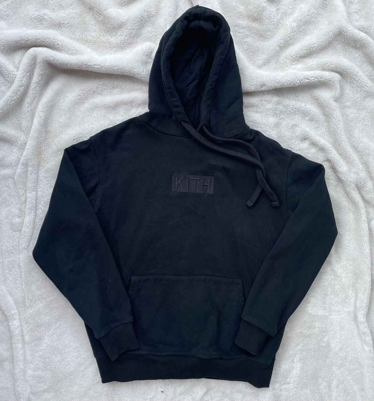 Kith box logo online hoodie