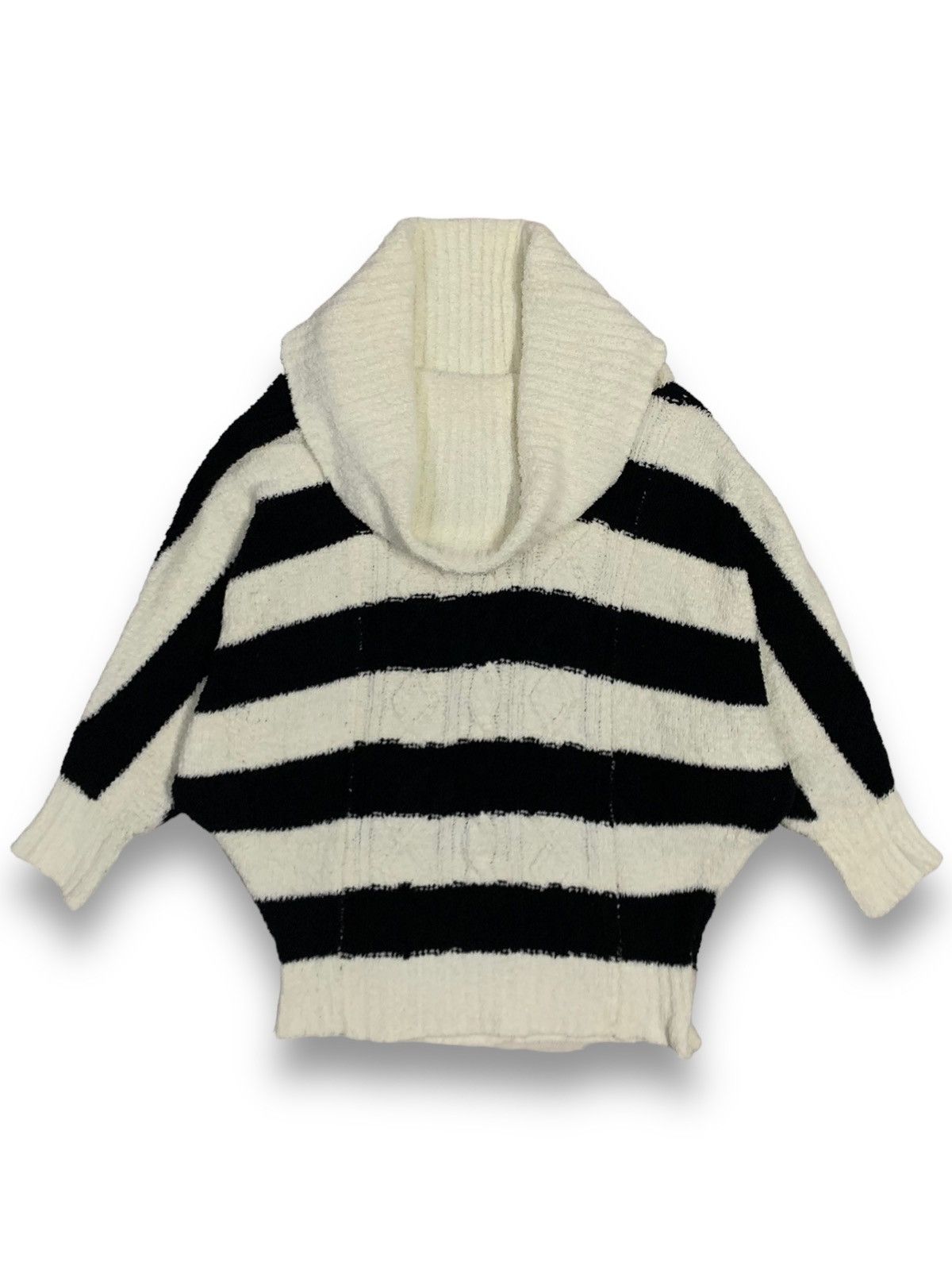 Japanese Brand Japanese Brand CECIL McBEE Striped Knit Cowl Neck Sweater Size L / US 10 / IT 46 - 1 Thumbnail