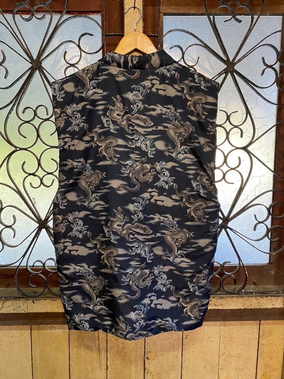 Japanese Brand Vintage Japanese Dragon Kimono Vest Jacket Full Print Size US S / EU 44-46 / 1 - 7 Thumbnail