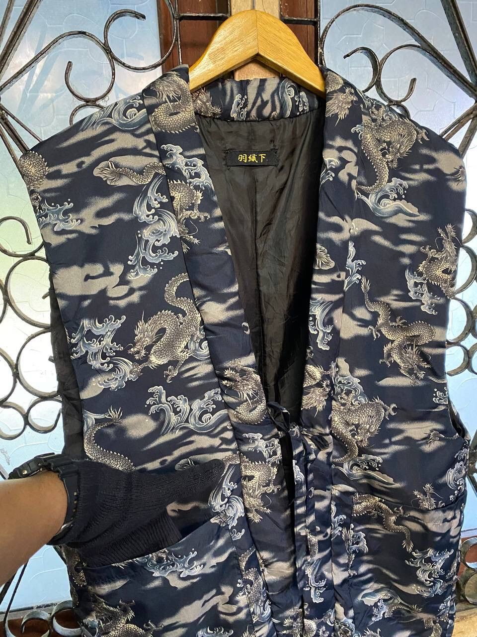 Japanese Brand Vintage Japanese Dragon Kimono Vest Jacket Full Print Size US S / EU 44-46 / 1 - 5 Thumbnail