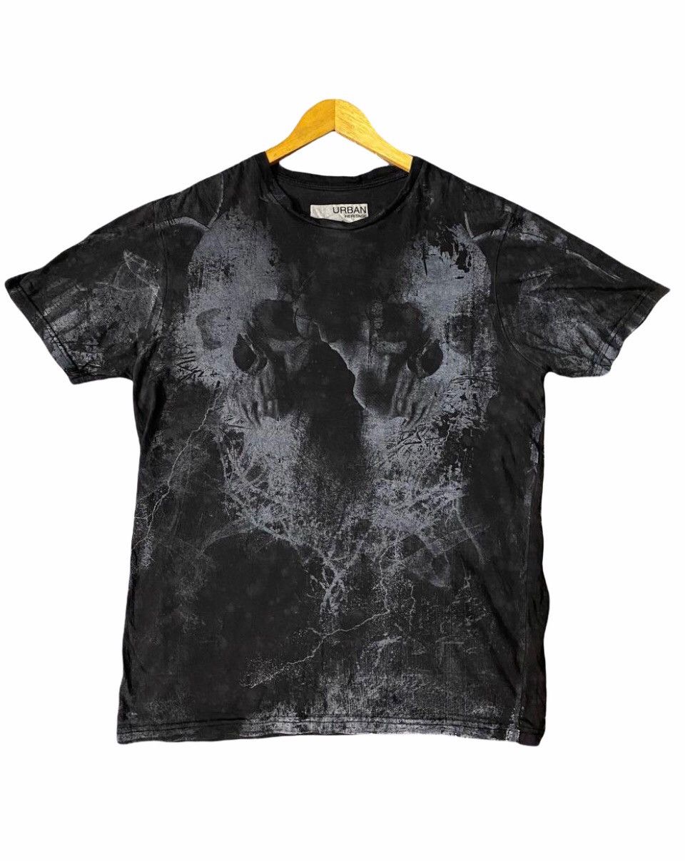 Urban Heritage SKULL TIE DYE TSHIRT BY URBAN HERITAGE Size US L / EU 52-54 / 3 - 1 Thumbnail