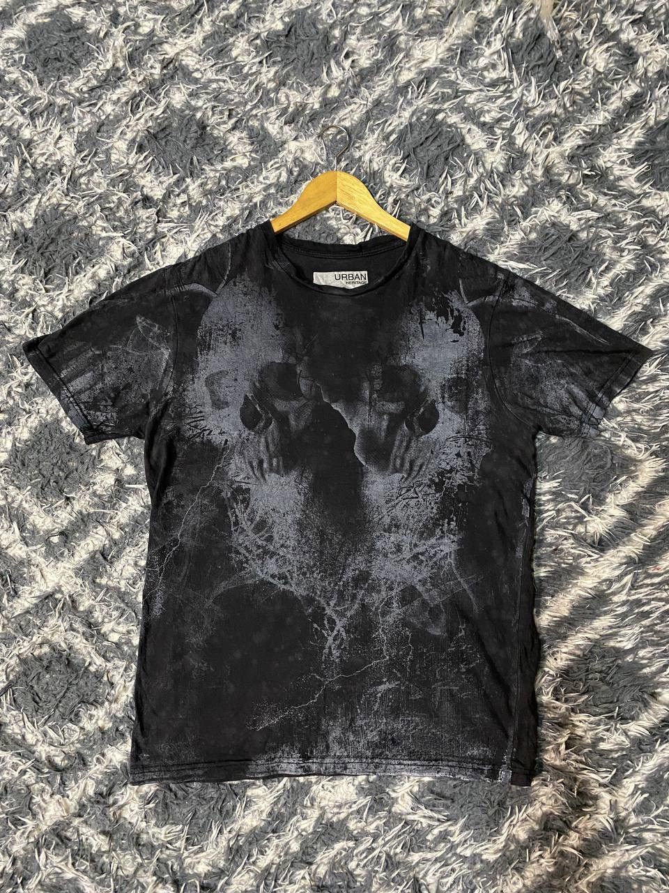 Urban Heritage SKULL TIE DYE TSHIRT BY URBAN HERITAGE Size US L / EU 52-54 / 3 - 6 Thumbnail