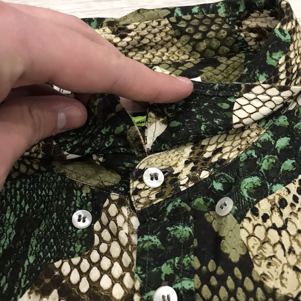 MSGM × Vintage Msgm Shirt Snake Vintage Size US L / EU 52-54 / 3 - 7 Thumbnail