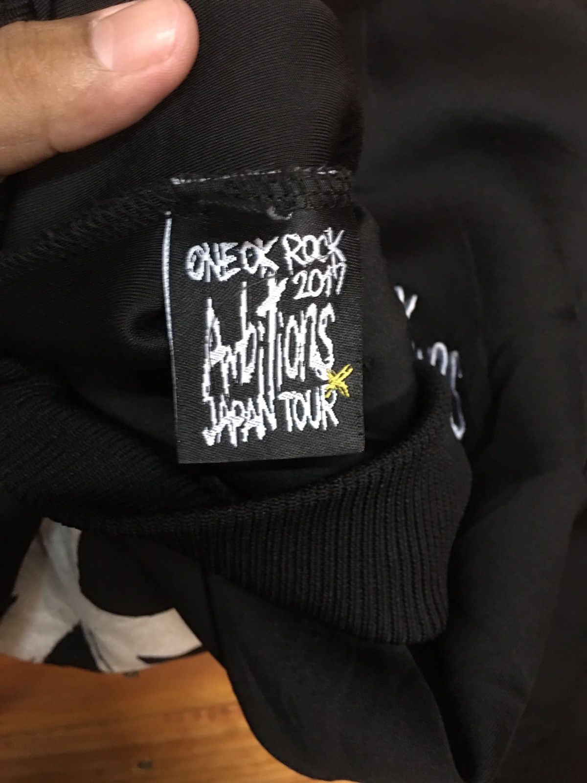 Japanese Brand ONE OK ROCK 2017 AMBITIONS JAPAN TOUR HOODIE Size US M / EU 48-50 / 2 - 10 Thumbnail
