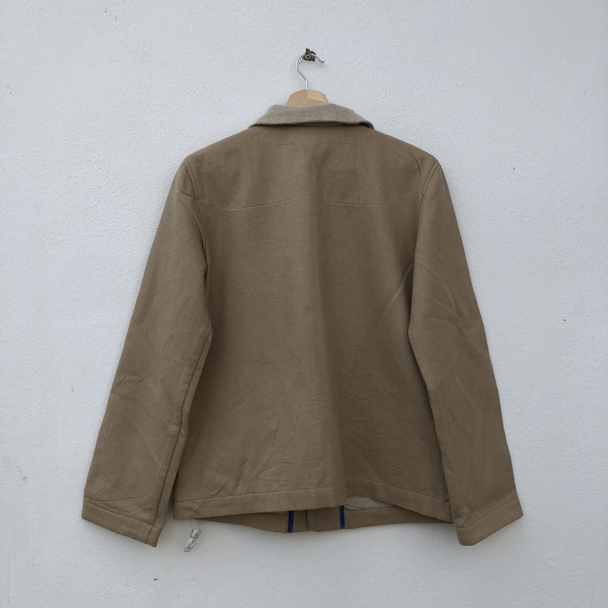 Japanese Brand V IN BUTTON JACKET MADE IN JAPAN INSPIRED BY 45 RPM DESIGN Size US M / EU 48-50 / 2 - 6 Thumbnail