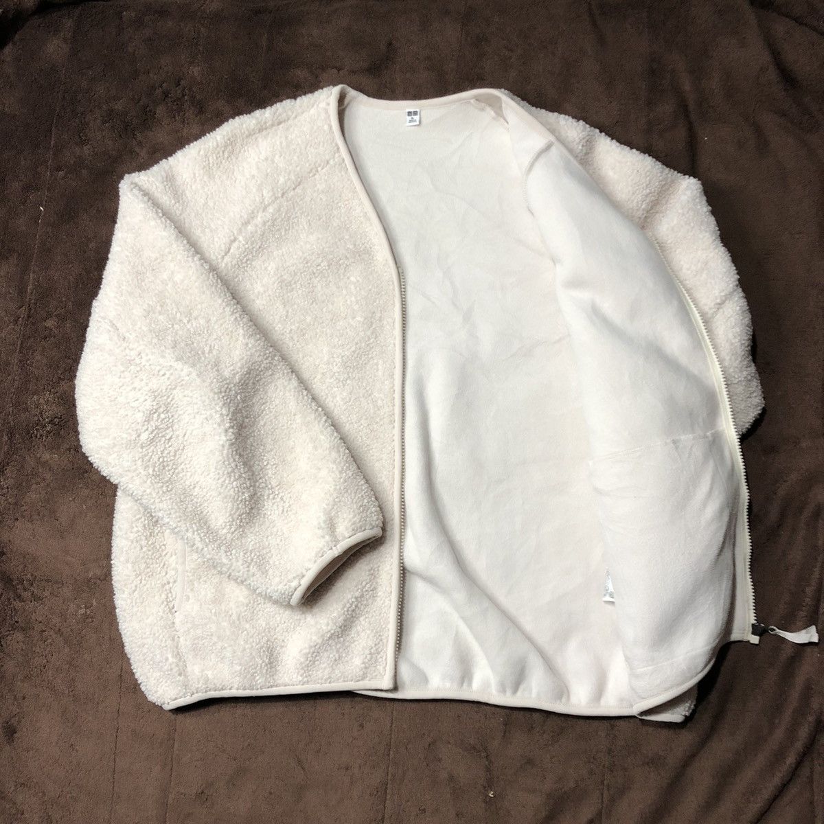 Japanese Brand Japanese Brand Uniqlo Fur Sweater Size US L / EU 52-54 / 3 - 3 Thumbnail