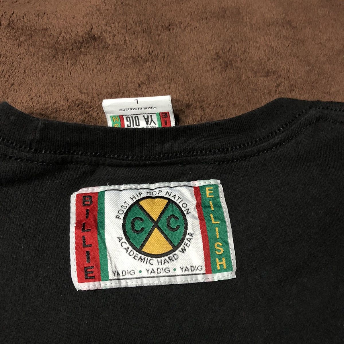 Band Tees Billie Ellish x Cross Colour T Shirt Size US L / EU 52-54 / 3 - 7 Thumbnail