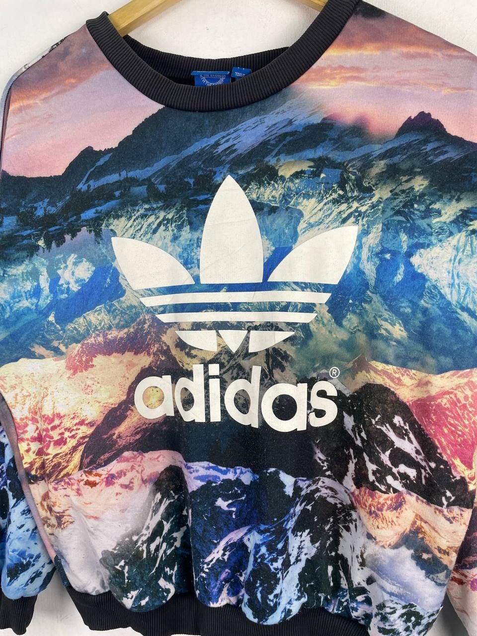 Adidas Adidas Mountain Boxy Sweatshirt Pullover Sweater Size M / US 6-8 / IT 42-44 - 3 Thumbnail