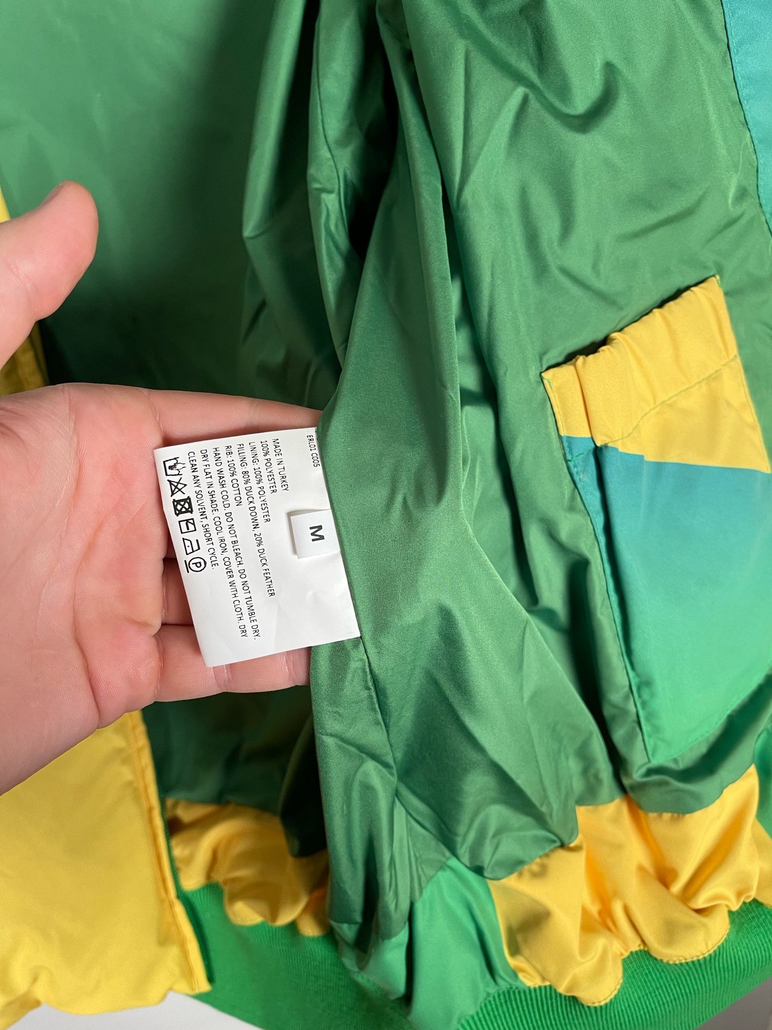 ERL 🚭EXTREMELY RARE ERL GRAIL🚭Fall/Winter 2020 Yellow Puffer Size US M / EU 48-50 / 2 - 9 Thumbnail