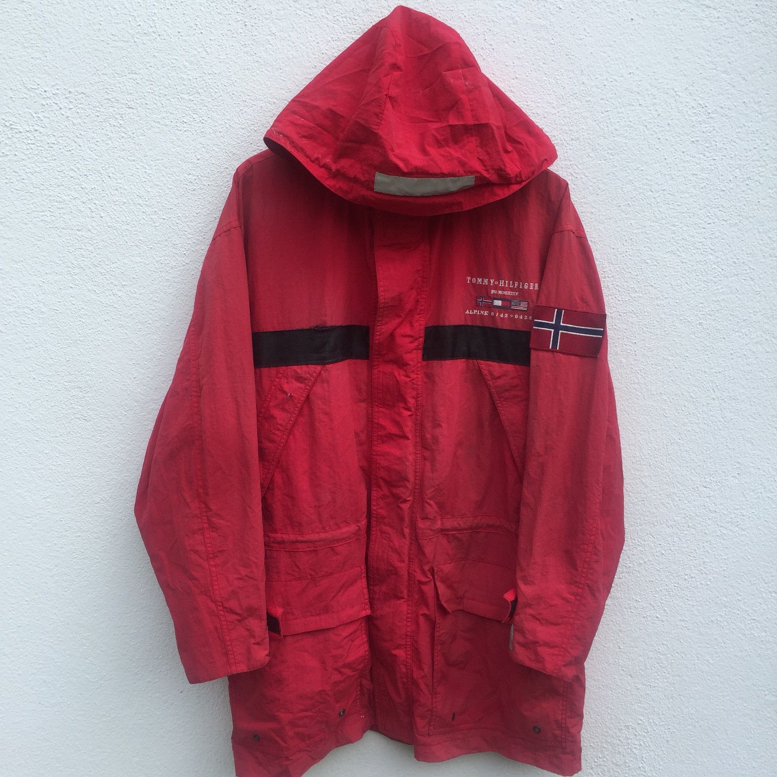 Tommy Hilfiger Vintage 90s Tommy Hilfiger Distressed Jacket Size US M / EU 48-50 / 2 - 4 Thumbnail