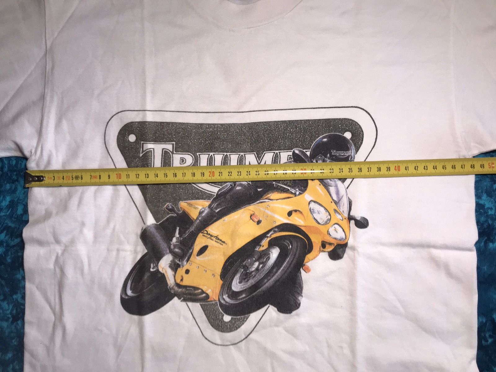Daytona Vintage Hanes TRIUMPH Daytona MOTORCYCLES Streetwear shirt Size US M / EU 48-50 / 2 - 15 Thumbnail