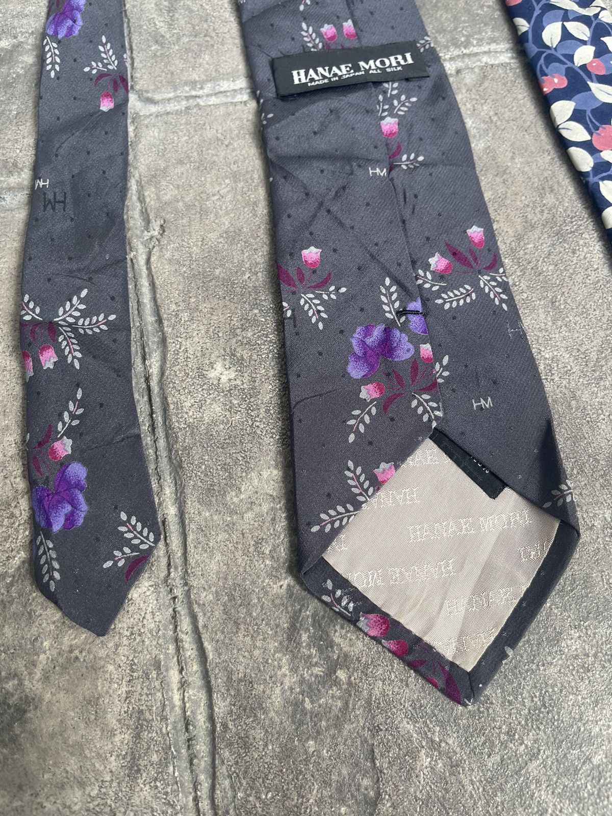 Hanae Mori JAPAN MADE Hanae Mori Floral Motive Silk Necktie Lots Of 3 Size ONE SIZE - 7 Thumbnail