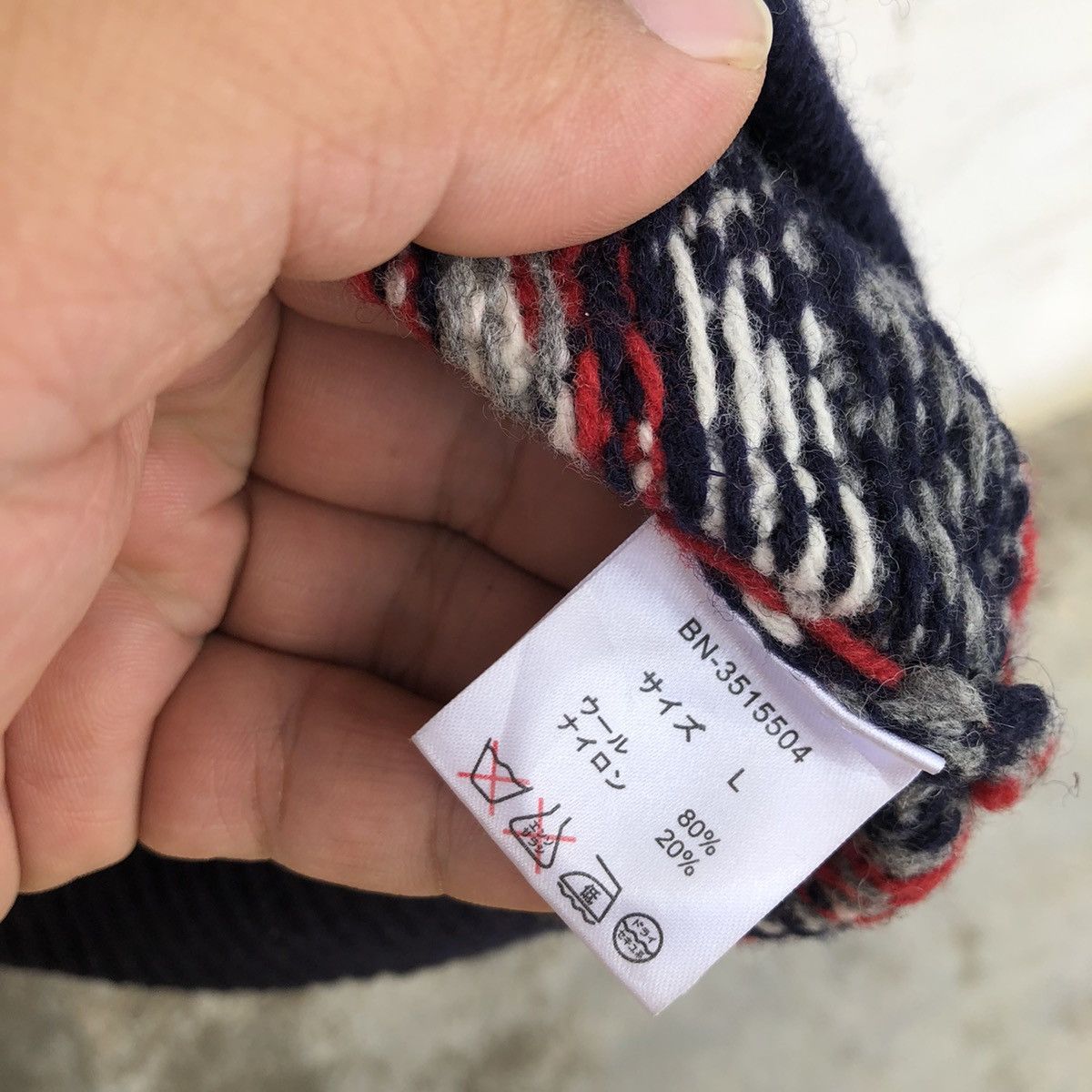Japanese Brand WOOL KNITWEAR CARDIGAN BY BACK NUMBER NAVAJO DESIGN Size US L / EU 52-54 / 3 - 10 Thumbnail