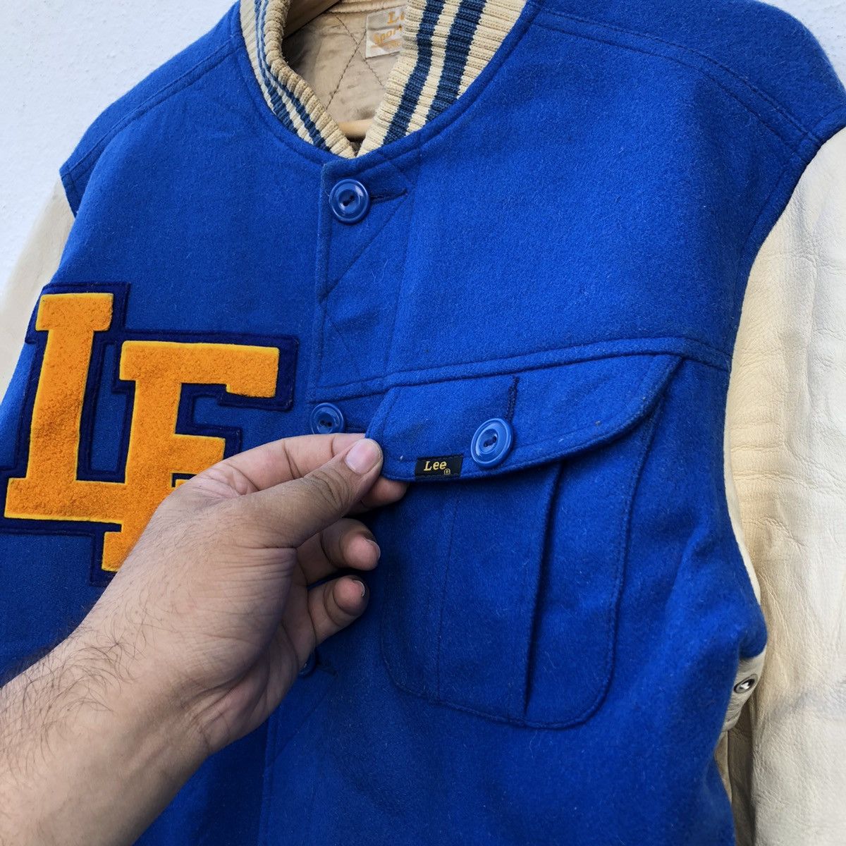 Vintage VINTAGE VARSITY JACKET LEE SPORTSWEAR UNION MADE BIG LOGO Size US M / EU 48-50 / 2 - 5 Thumbnail