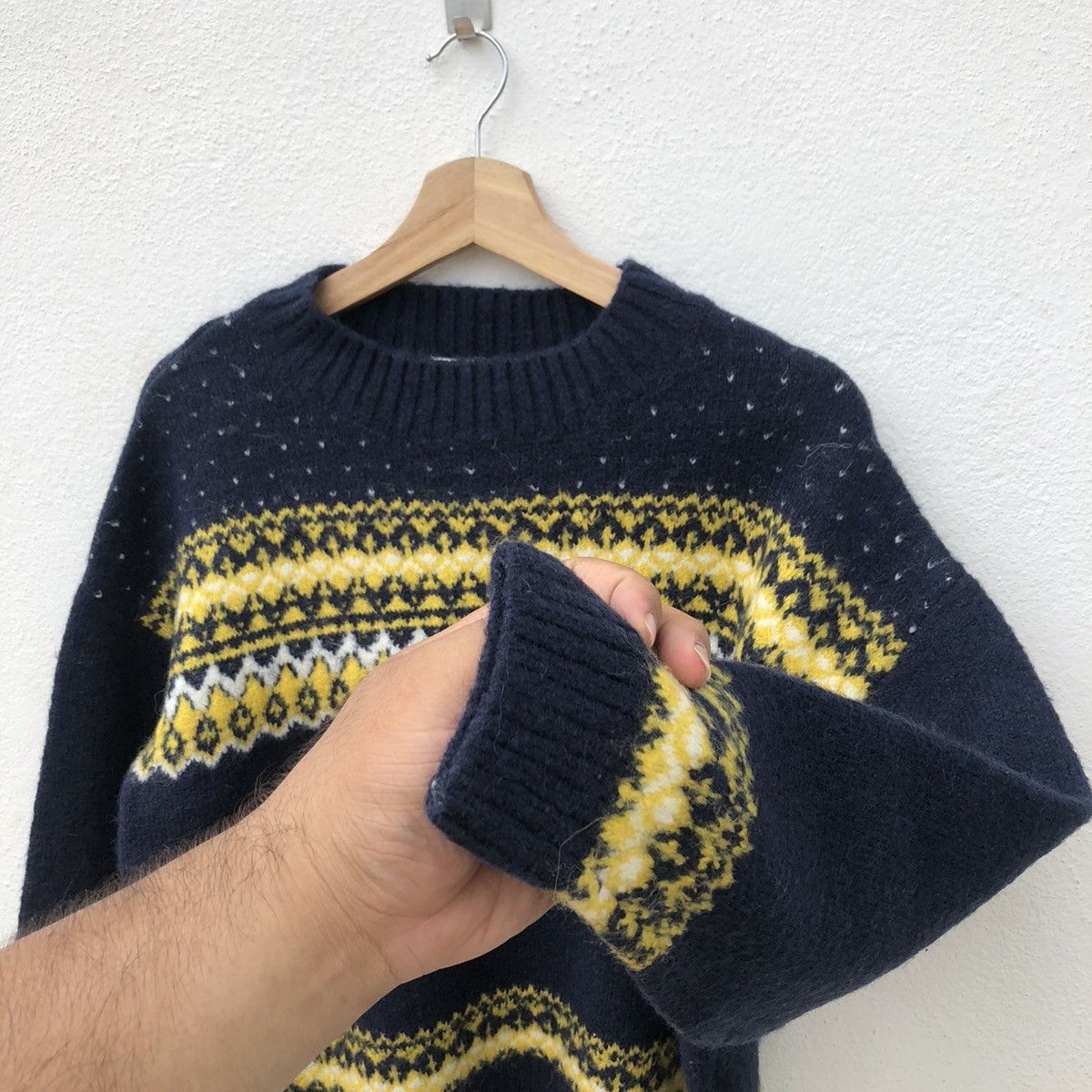 Japanese Brand VINTAGE KNITWEAR SWEATSHIRT NAVAJO DESIGN BY GU JAPAN Size US L / EU 52-54 / 3 - 5 Thumbnail