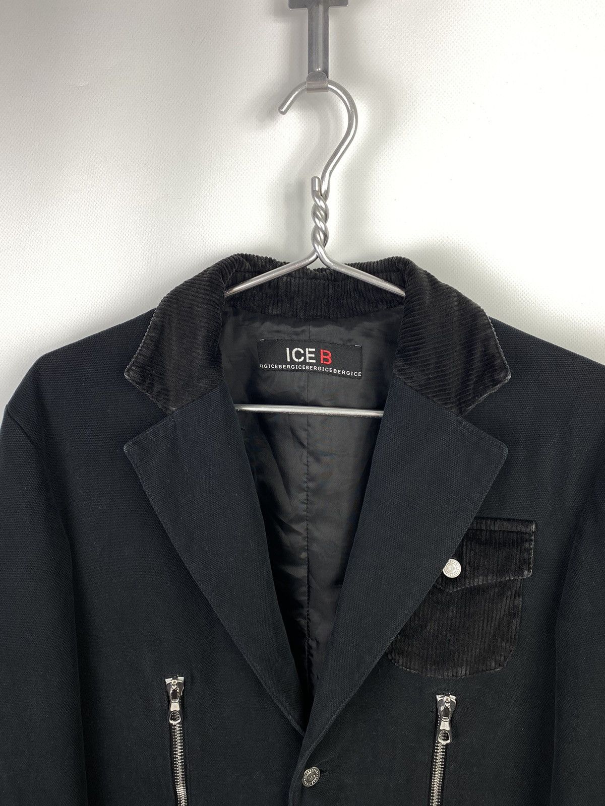 image of Archival Clothing x Iceberg Vintage Iceberg Italy Archive Blazer Jacket in Black, Men's (Size Large