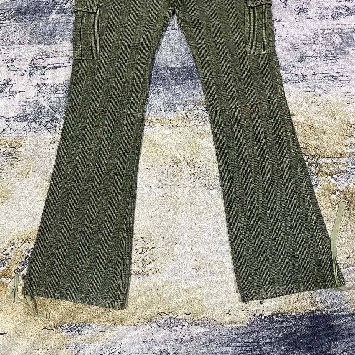 Tommy Hilfiger × Vintage Vintage Tommy Checkered Plaid Tartan Flare Cargo Pants Size 25" / US 0 / IT 36 - 11 Thumbnail