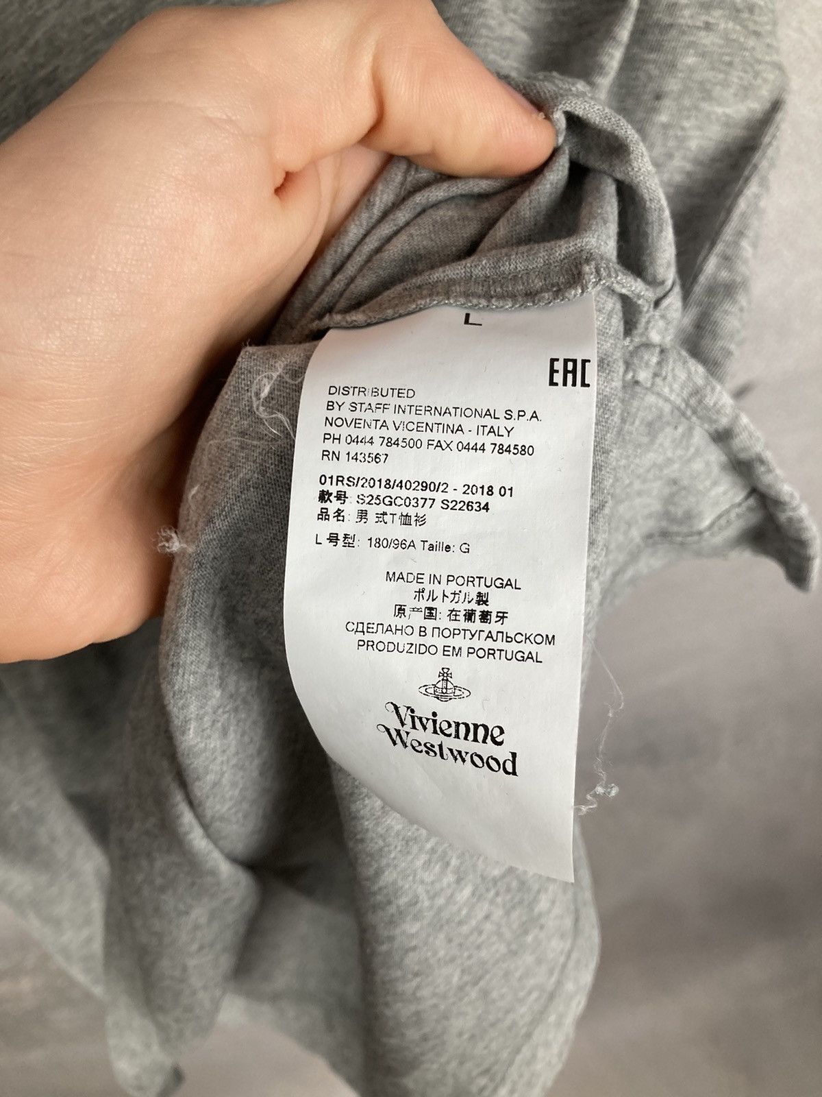 Vivienne Westwood Vievienne Westwood Logo Basic T shirt Grey Size US L / EU 52-54 / 3 - 5 Thumbnail