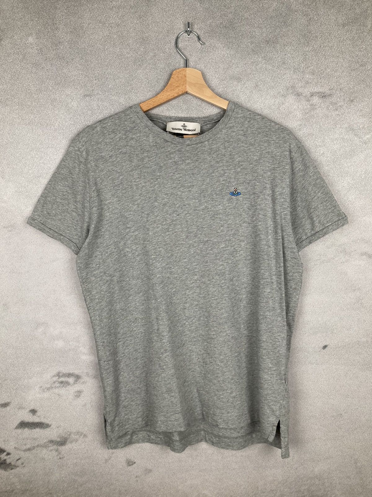 Vivienne Westwood Vievienne Westwood Logo Basic T shirt Grey Size US L / EU 52-54 / 3 - 1 Thumbnail