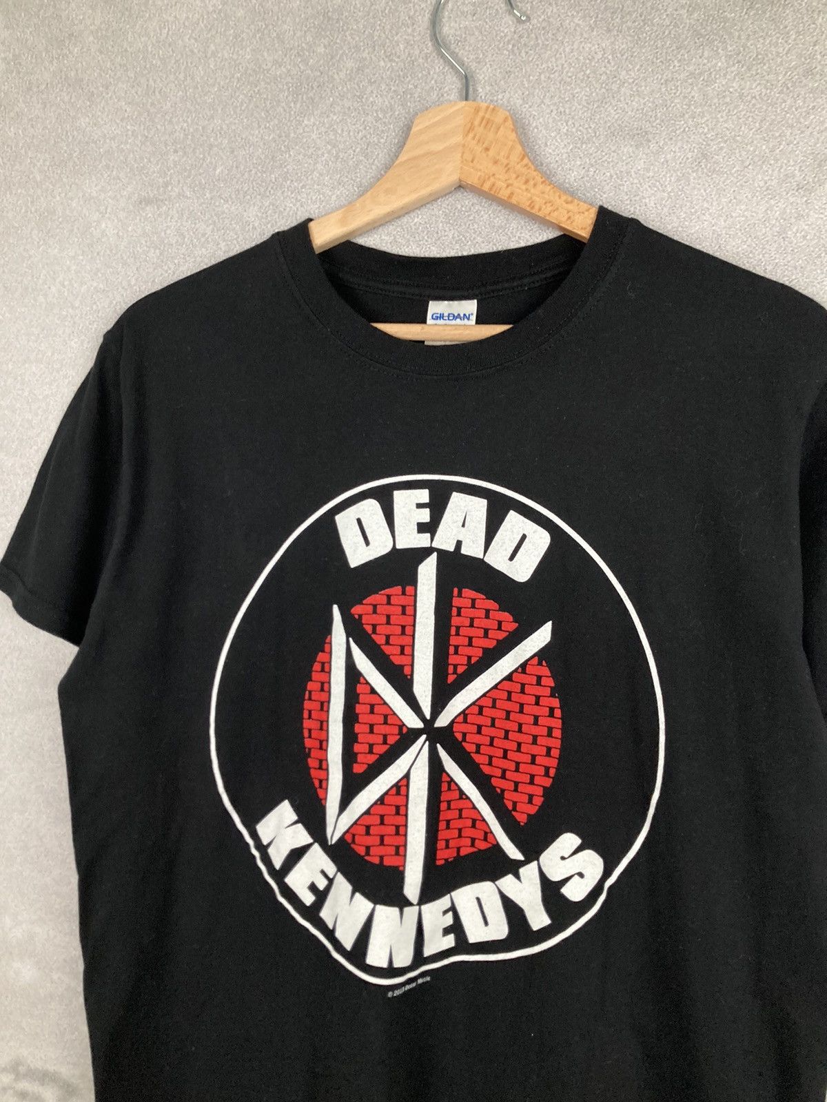 Band Tees Vintage Dead Kennedys 2013 Rock Band Tee T-shirt Size US M / EU 48-50 / 2 - 3 Thumbnail