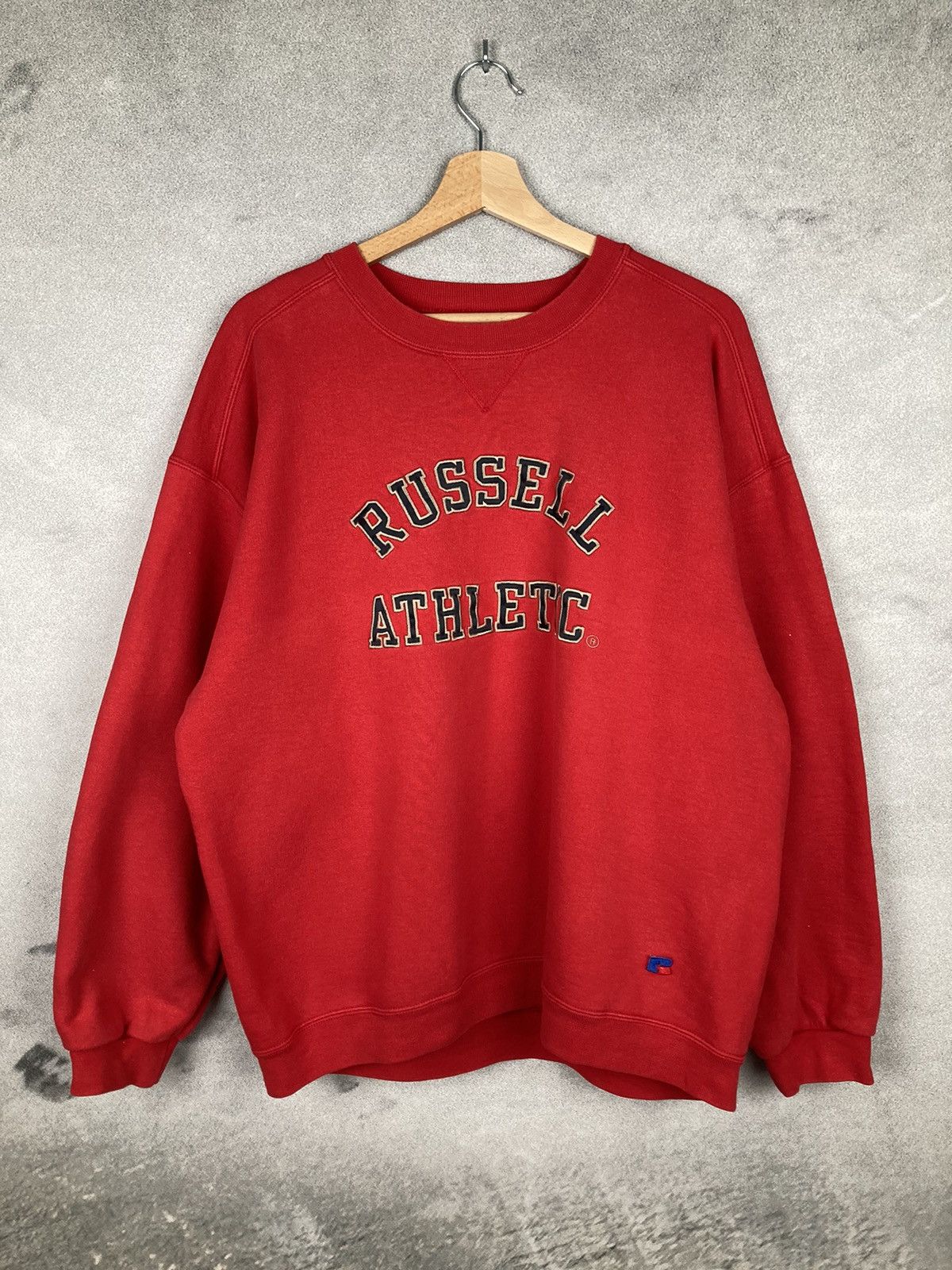 Russell Athletic Vintage Russell Athletic Spellout Crewneck Retro 90s Size US L / EU 52-54 / 3 - 1 Thumbnail