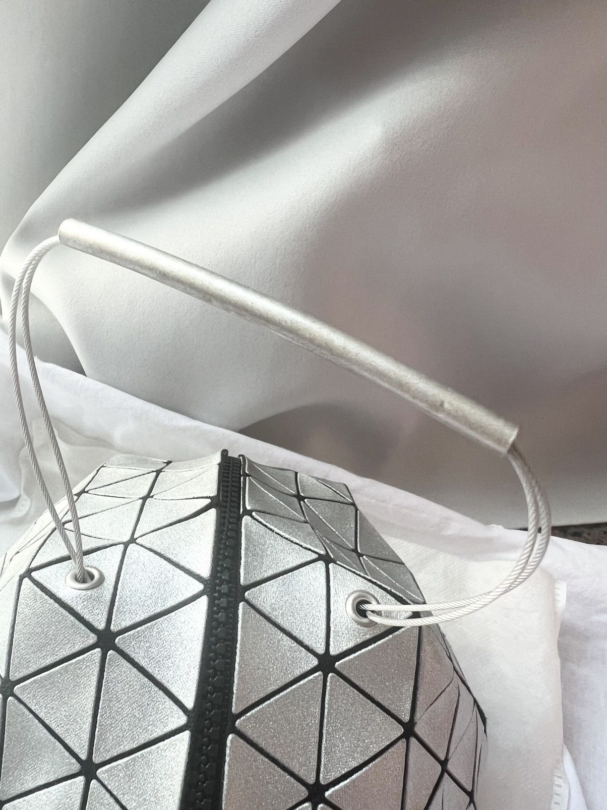 Issey Miyake × Issey Miyake Bao Bao × Japanese Brand 🔥 Rare!!! Bao Bao Issey Miyake Ball shape bag Size ONE SIZE - 2 Thumbnail
